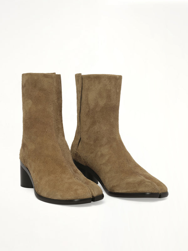 Tabi Ankle 8cm Boots in Corn Brown Front View | MAISON MARGIELA