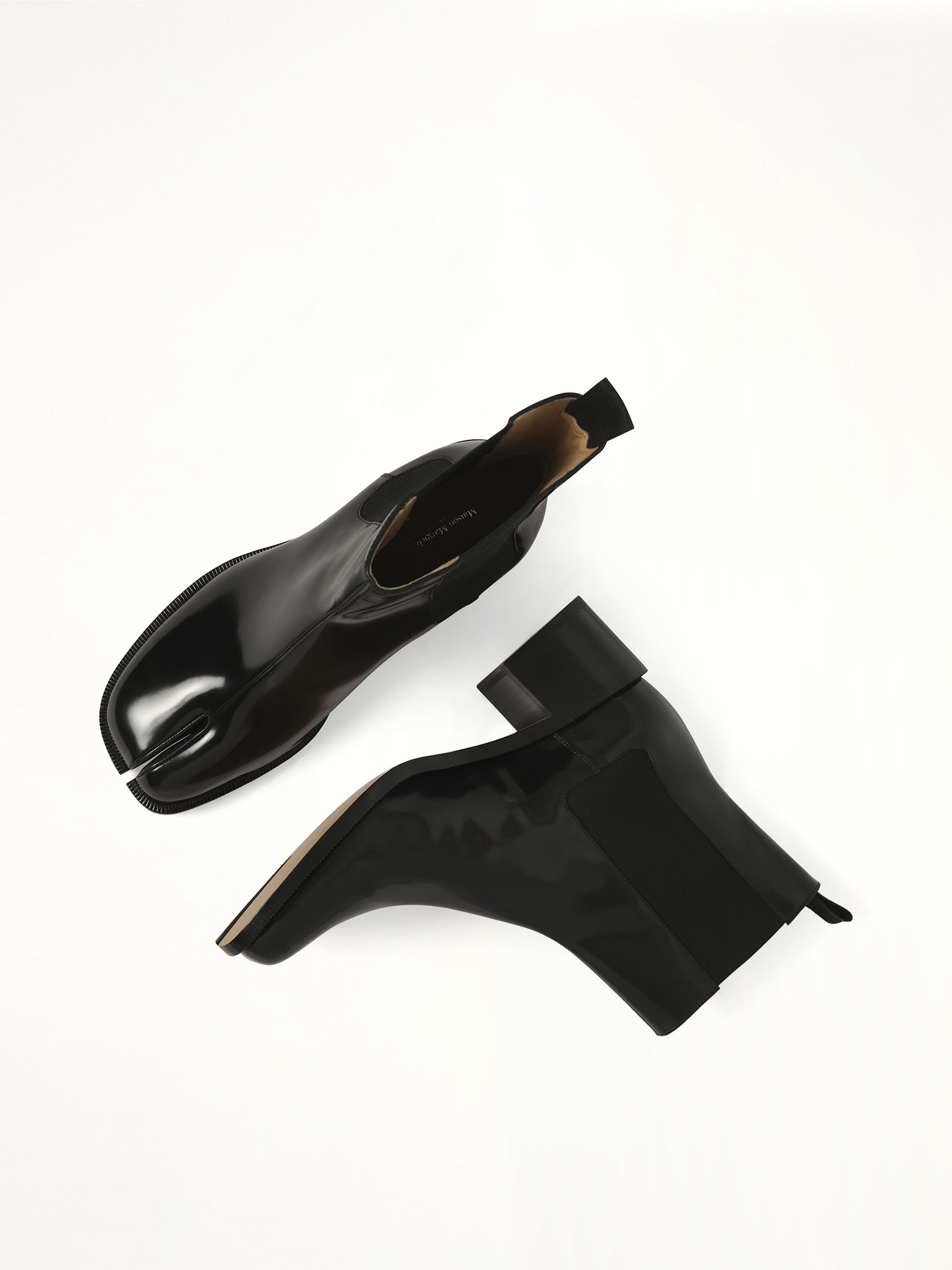 Tabi Chelsea 5.5cm Boots in Black Top View | MAISON MARGIELA