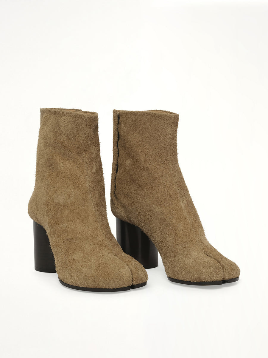 Tabi Ankle Boots 8cm in Corn Brown Front View | MAISON MARGIELA