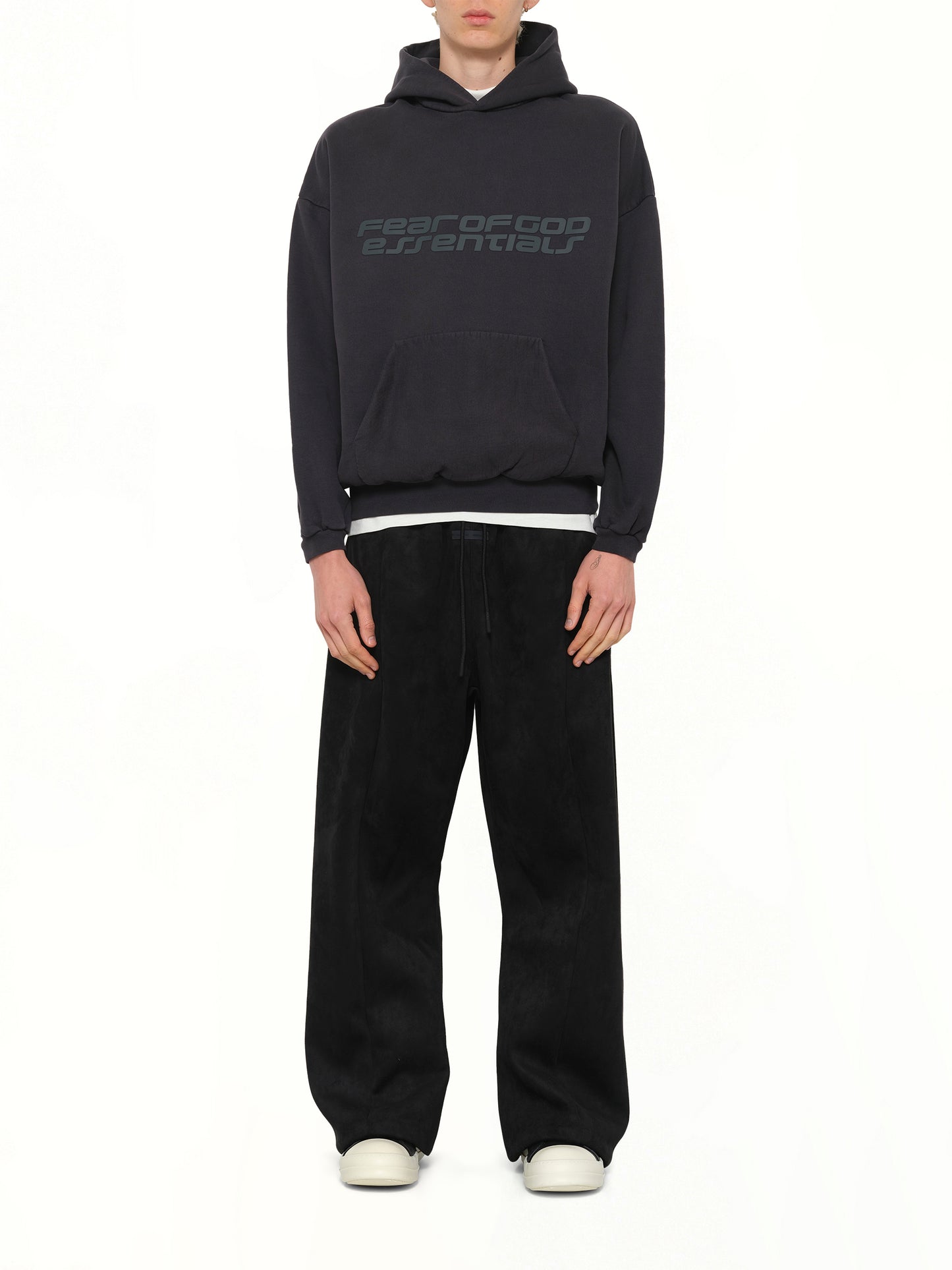 90's Hoodie in Vintage Black