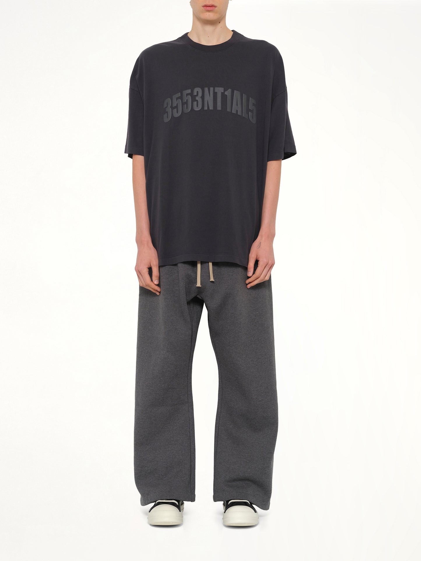 3553NTIAL5 T-Shirt in Vintage Black