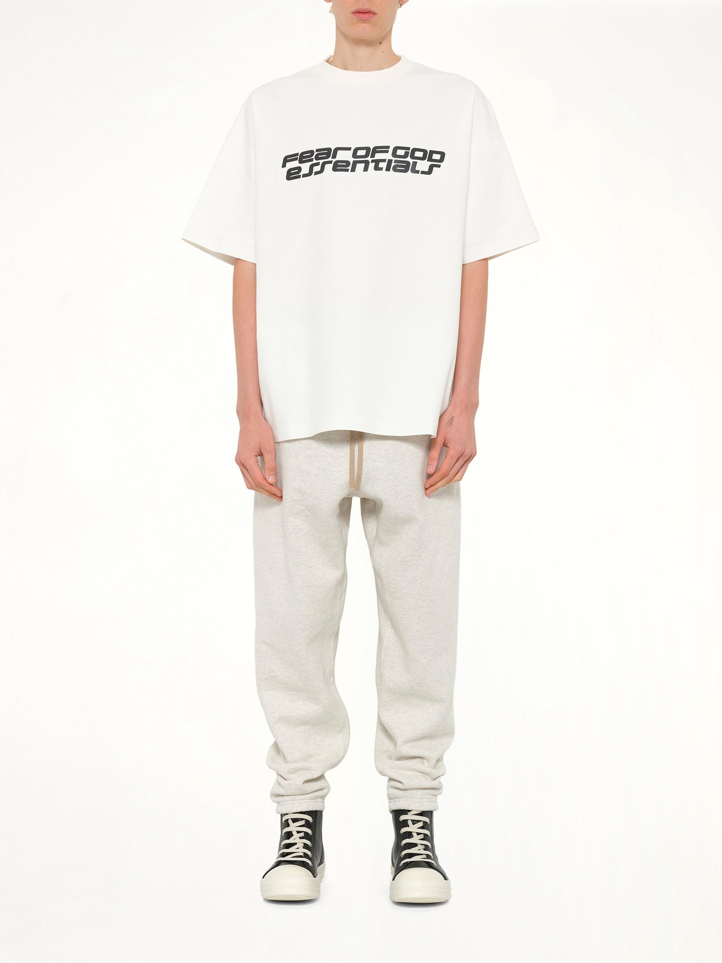 90's Short Sleeve T-Shirt in Ivory