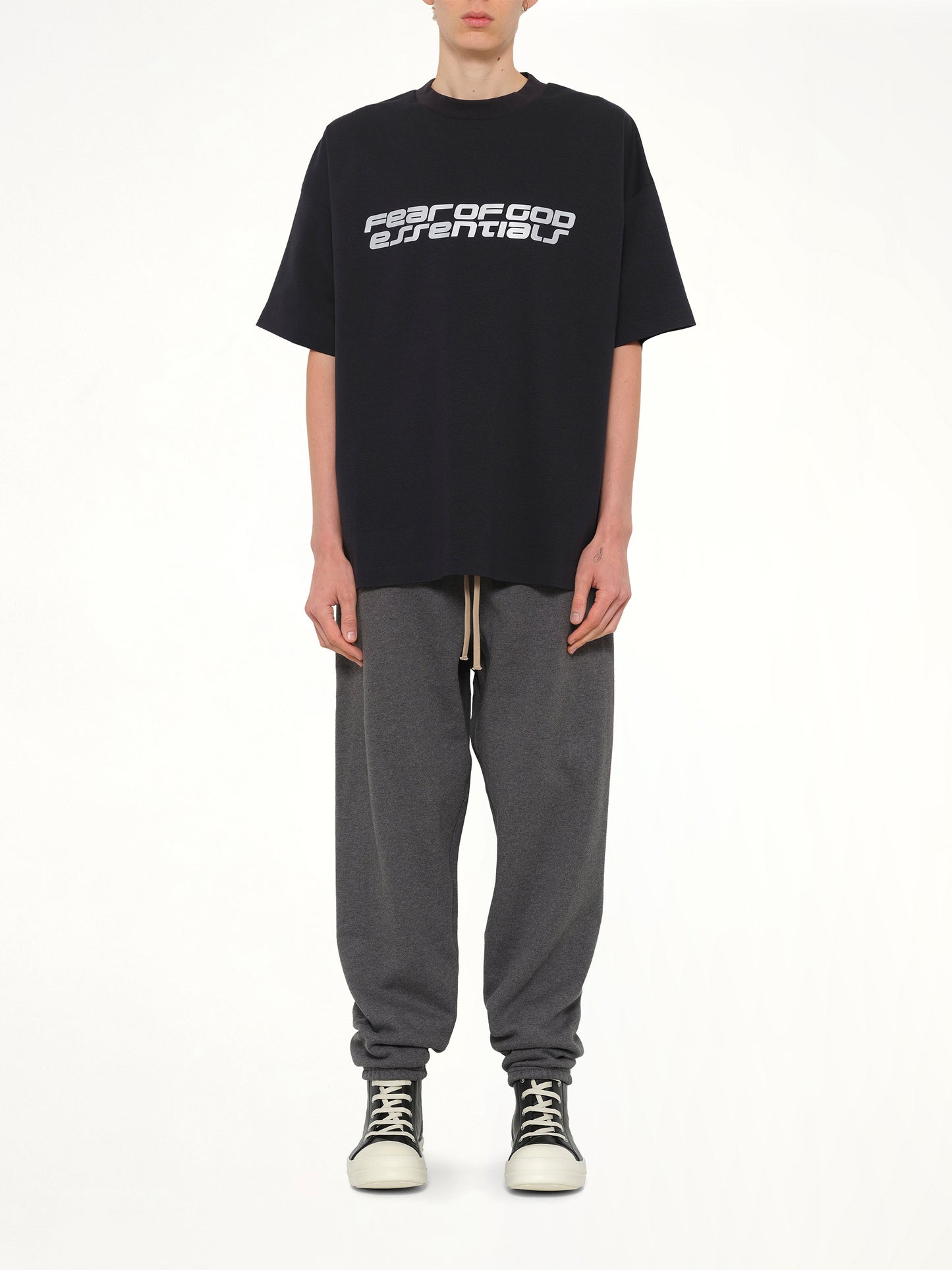 90's Short Sleeve T-Shirt in Vintage Black