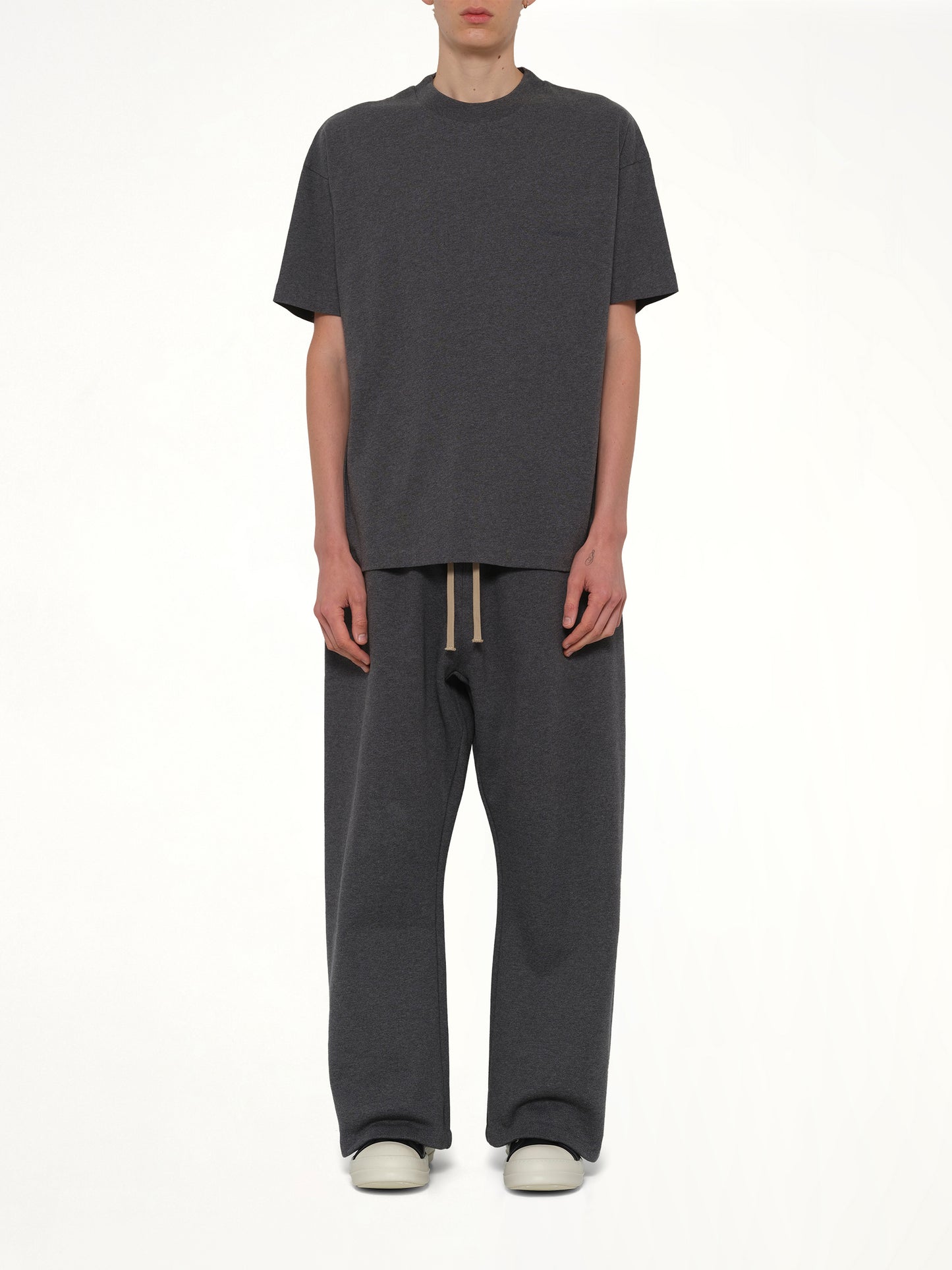 Classic Short Sleeve T-Shirt in Charcoal Heather