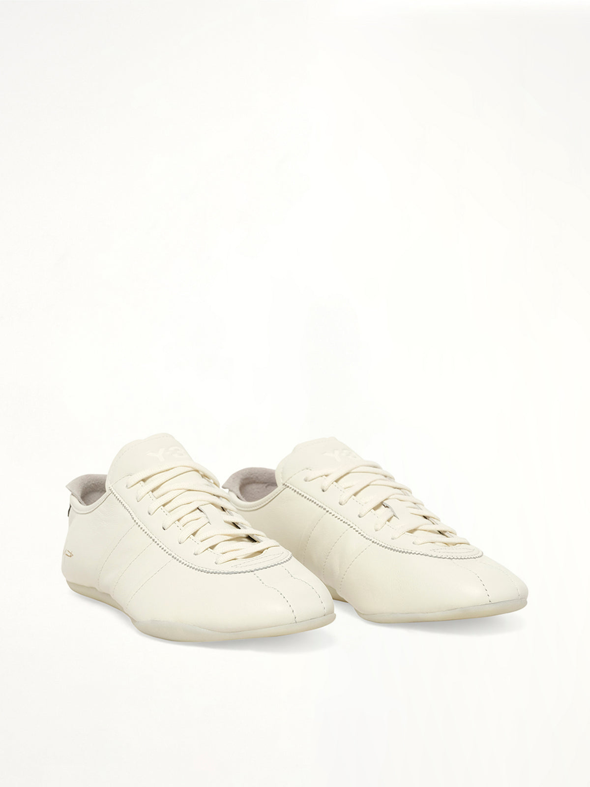 Y-3 Tokyo Sneaker in Off White/Black Front View | Y-3