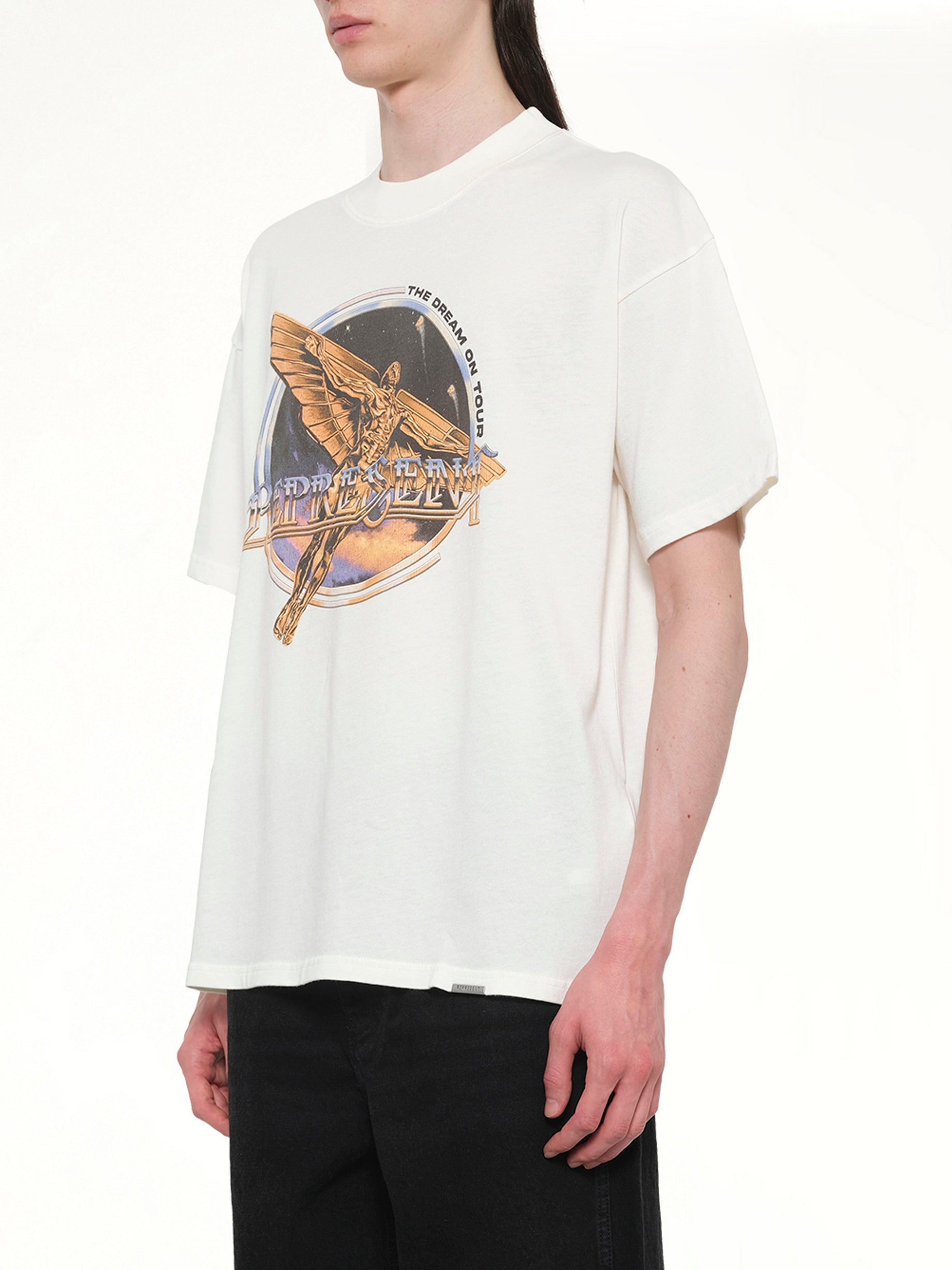 フラットホワイトのゴールデンツアーTシャツ