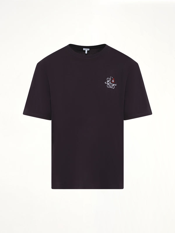 ネイビーブルーのルーズフィットTシャツ