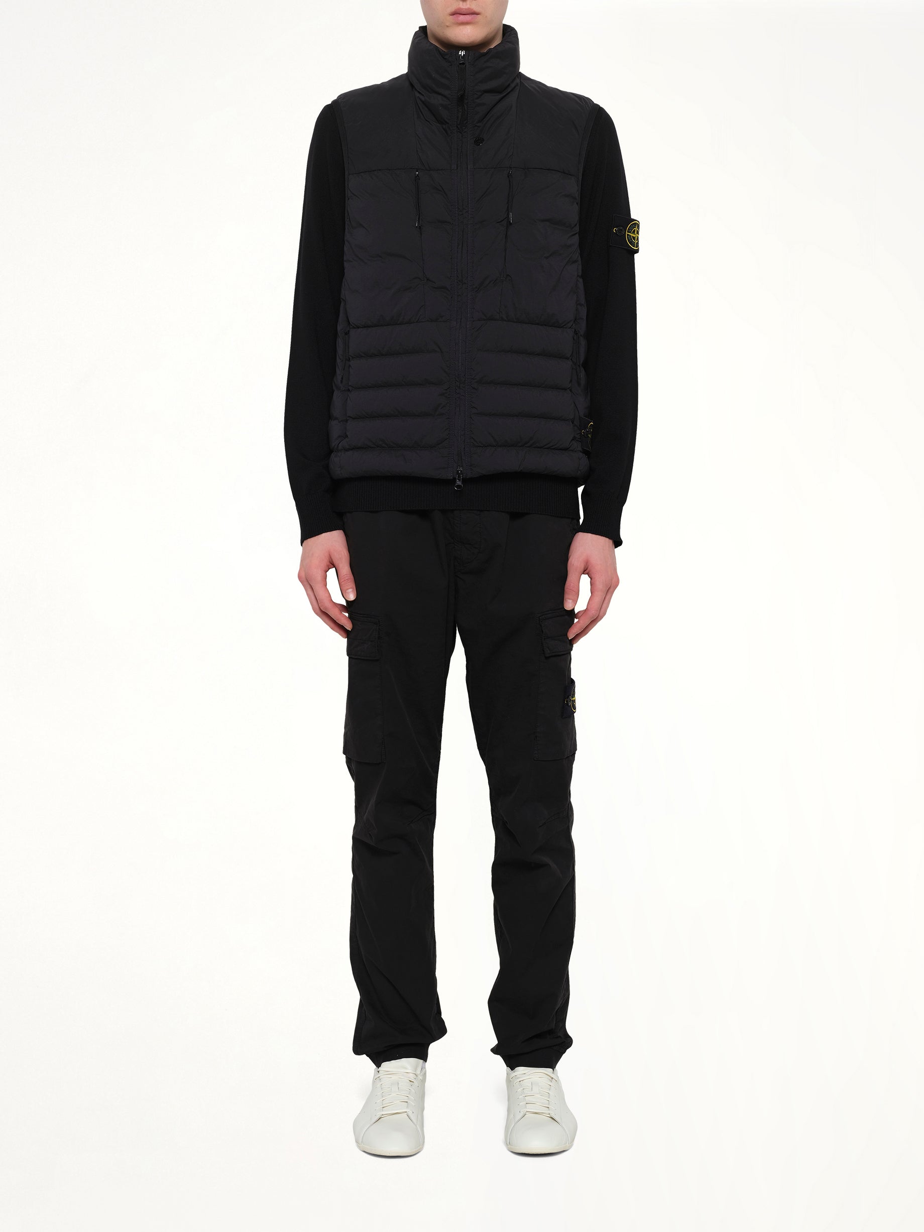 G100007 Vest in Black