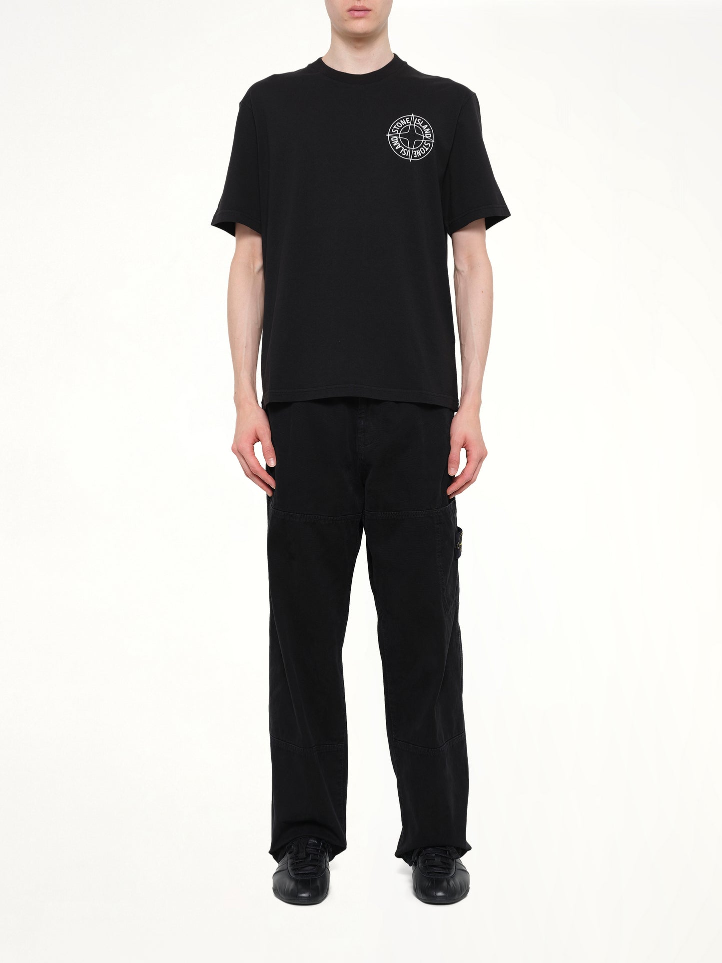 2100001 Chest Logo T-Shirt in Black