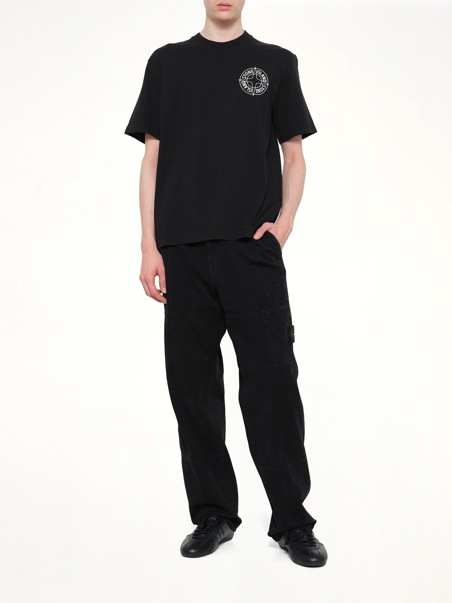 2100001 Chest Logo T-Shirt in Black
