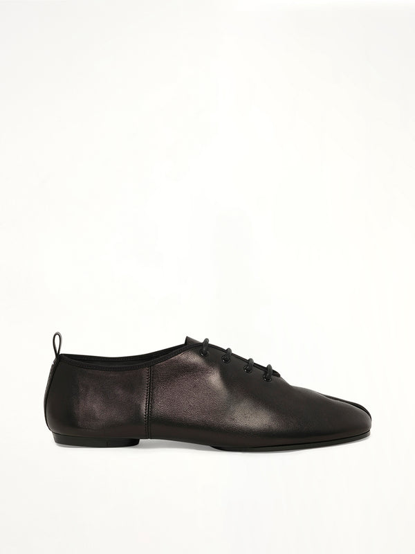 Tabi Jazz Lace-up Derby in Black Side View | MAISON MARGIELA