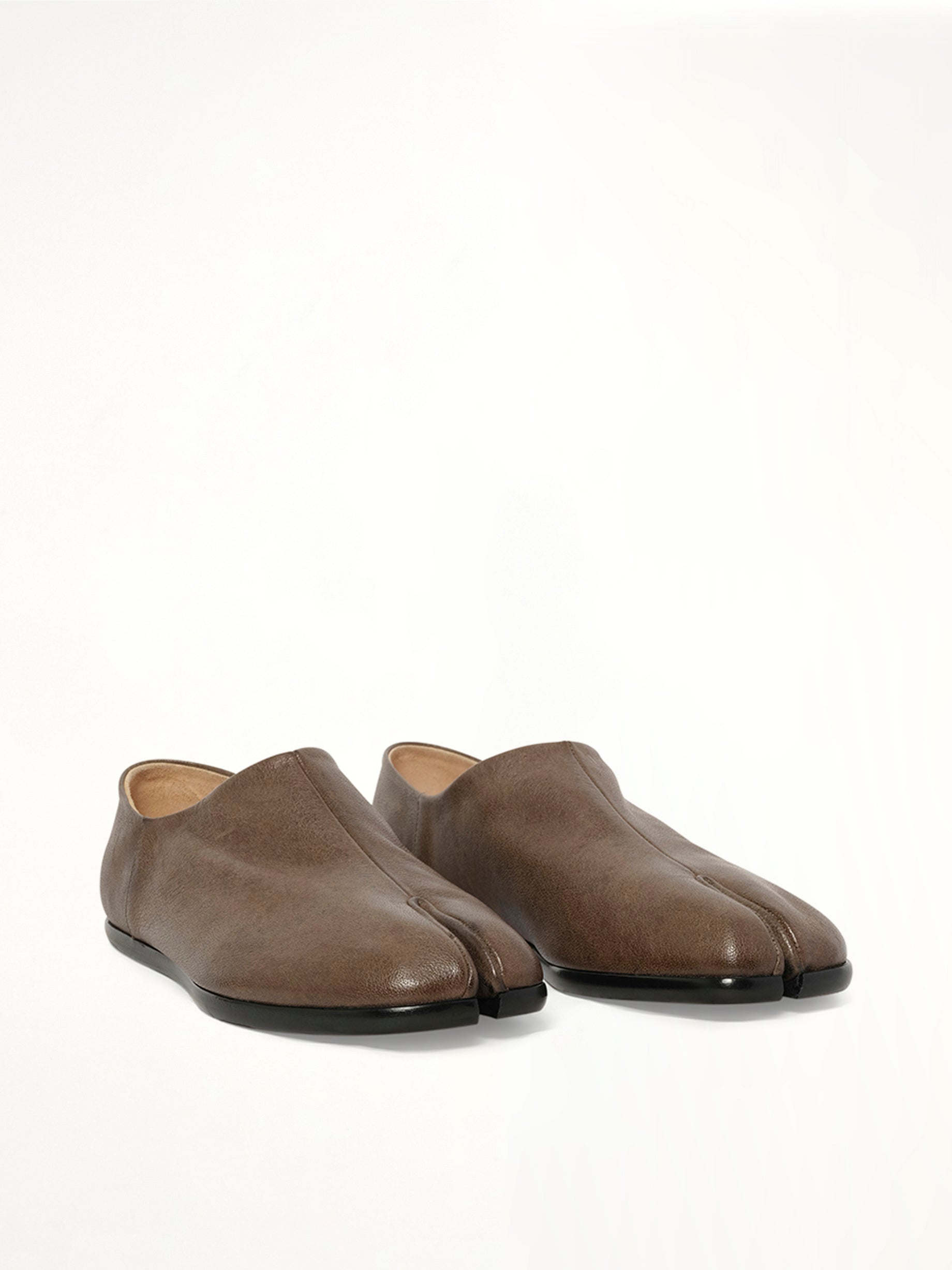 Tabi Babouche in Cold Brown Front View | MAISON MARGIELA