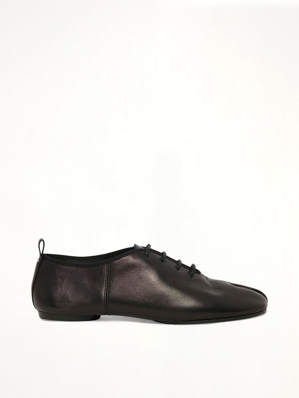 Tabi Jazz Lace-up Derby in Black Side View | MAISON MARGIELA