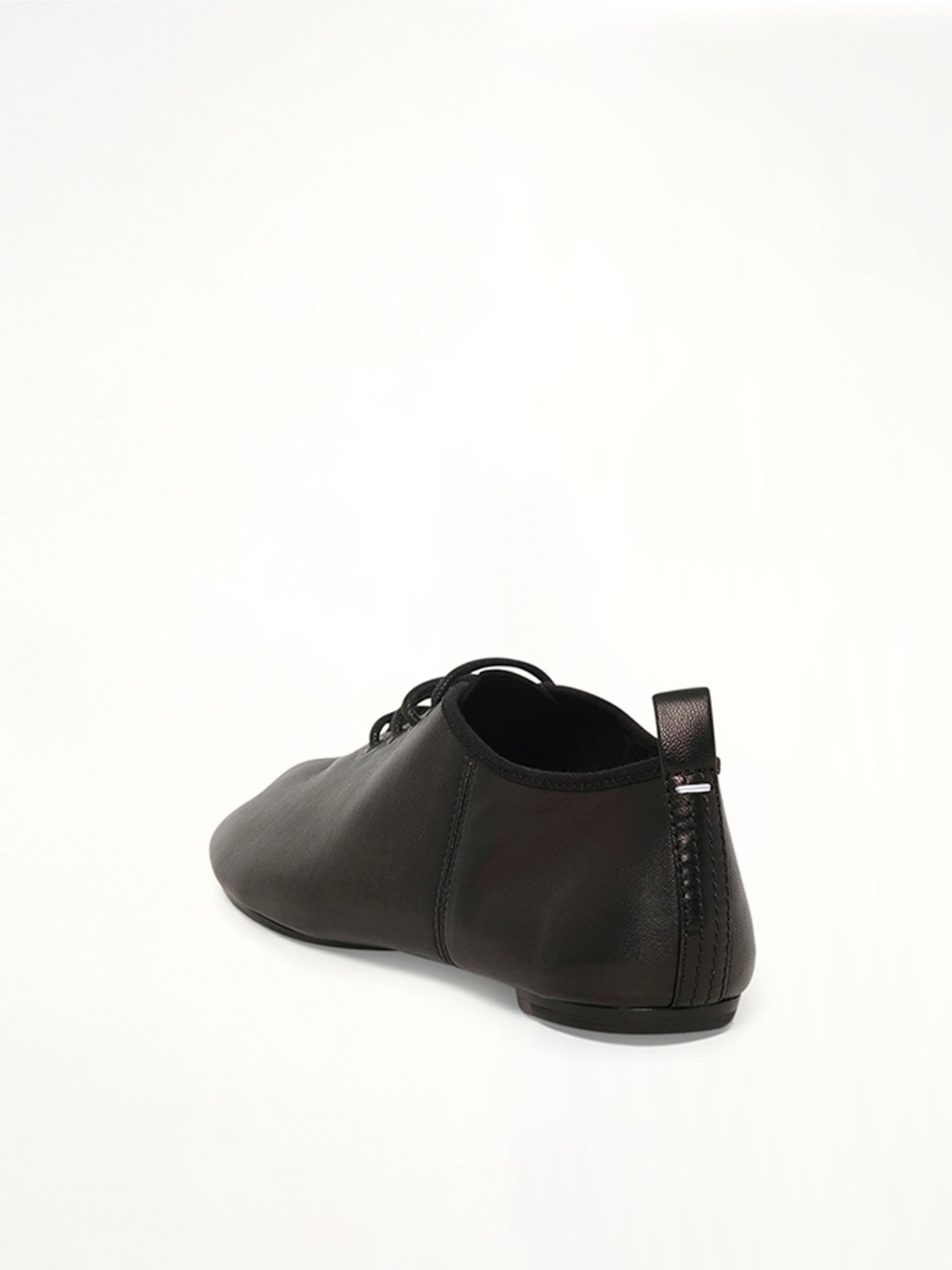 Tabi Jazz Lace-up Derby in Black Back View | MAISON MARGIELA