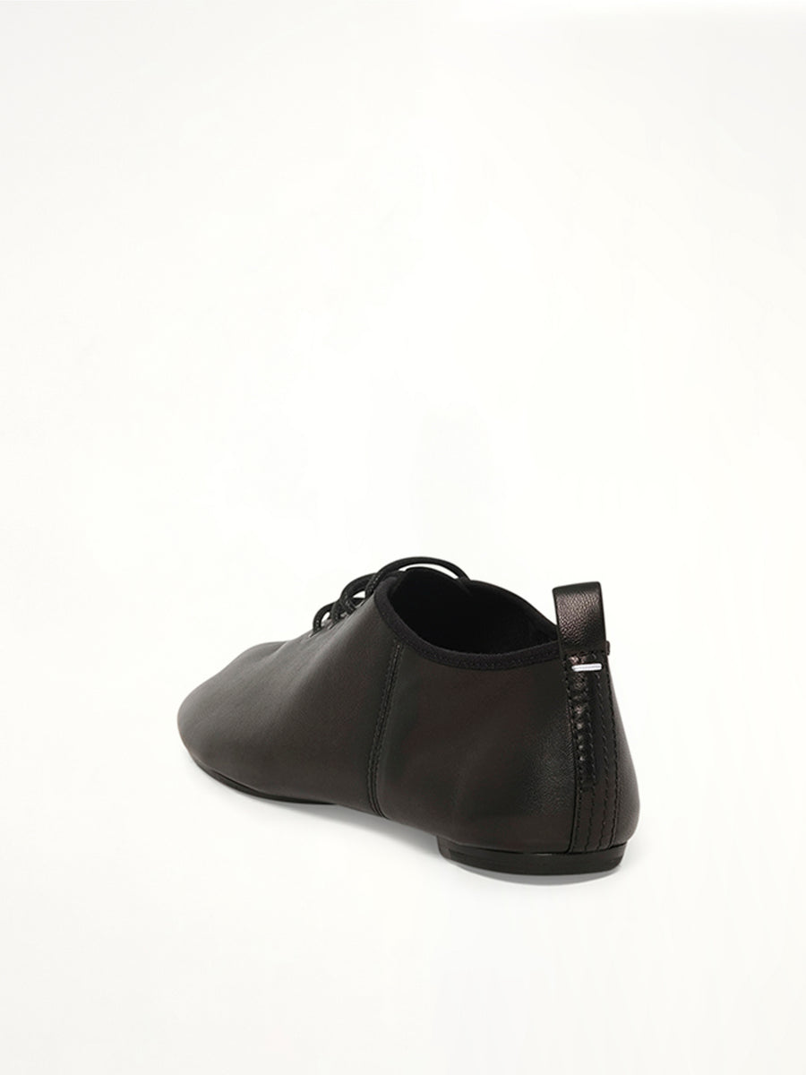 Tabi Jazz Lace-up Derby in Black Back View | MAISON MARGIELA