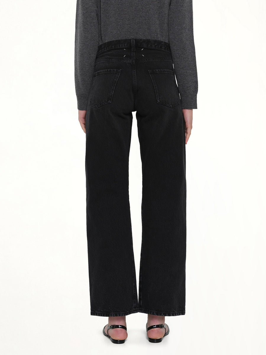 Straight Jeans with Contrasted Pockets in Black