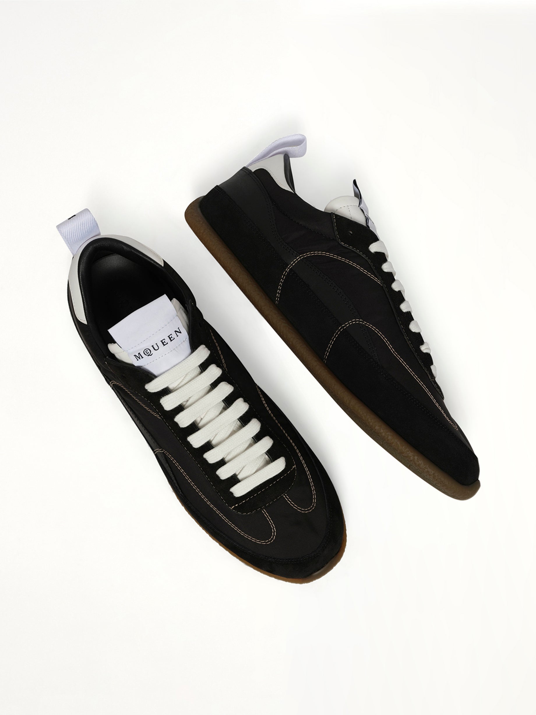 EC1 Sneaker in Black Top View | ALEXANDER MCQUEEN