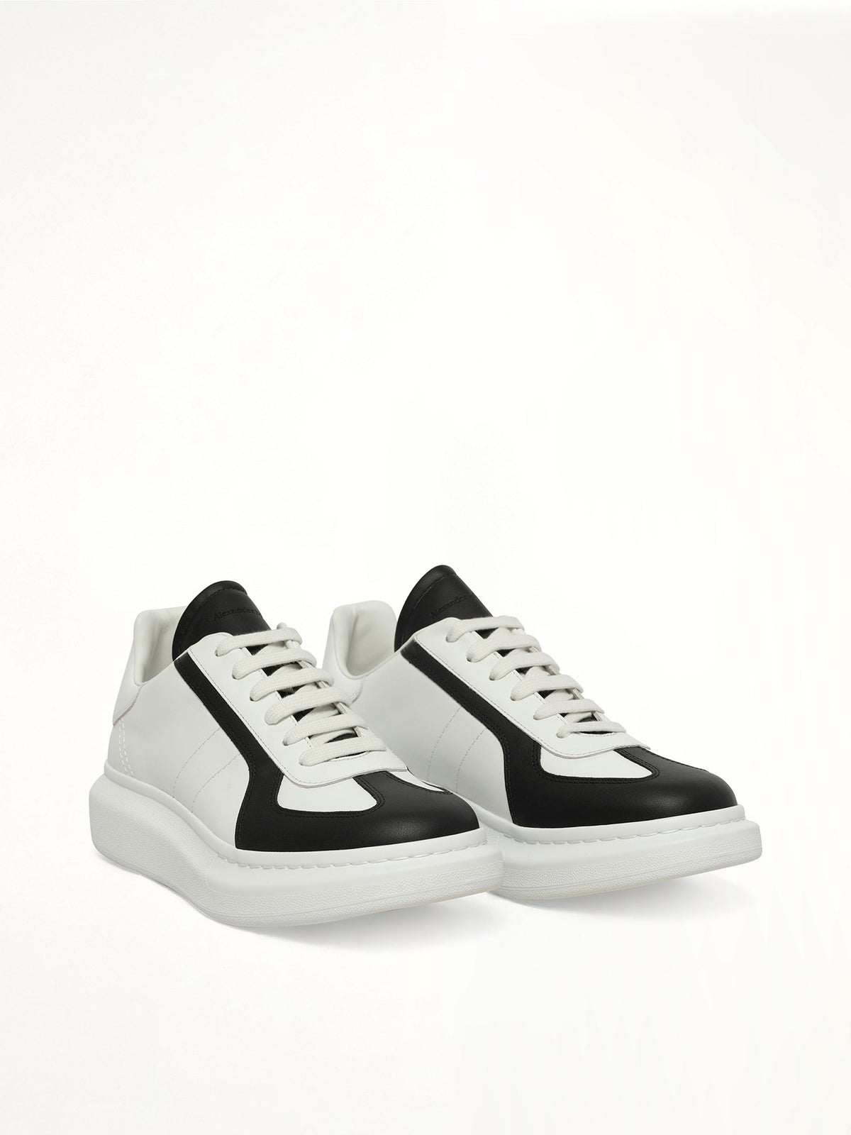 Larry Oversized Sneaker in White/Black/Latte Front View | ALEXANDER MCQUEEN