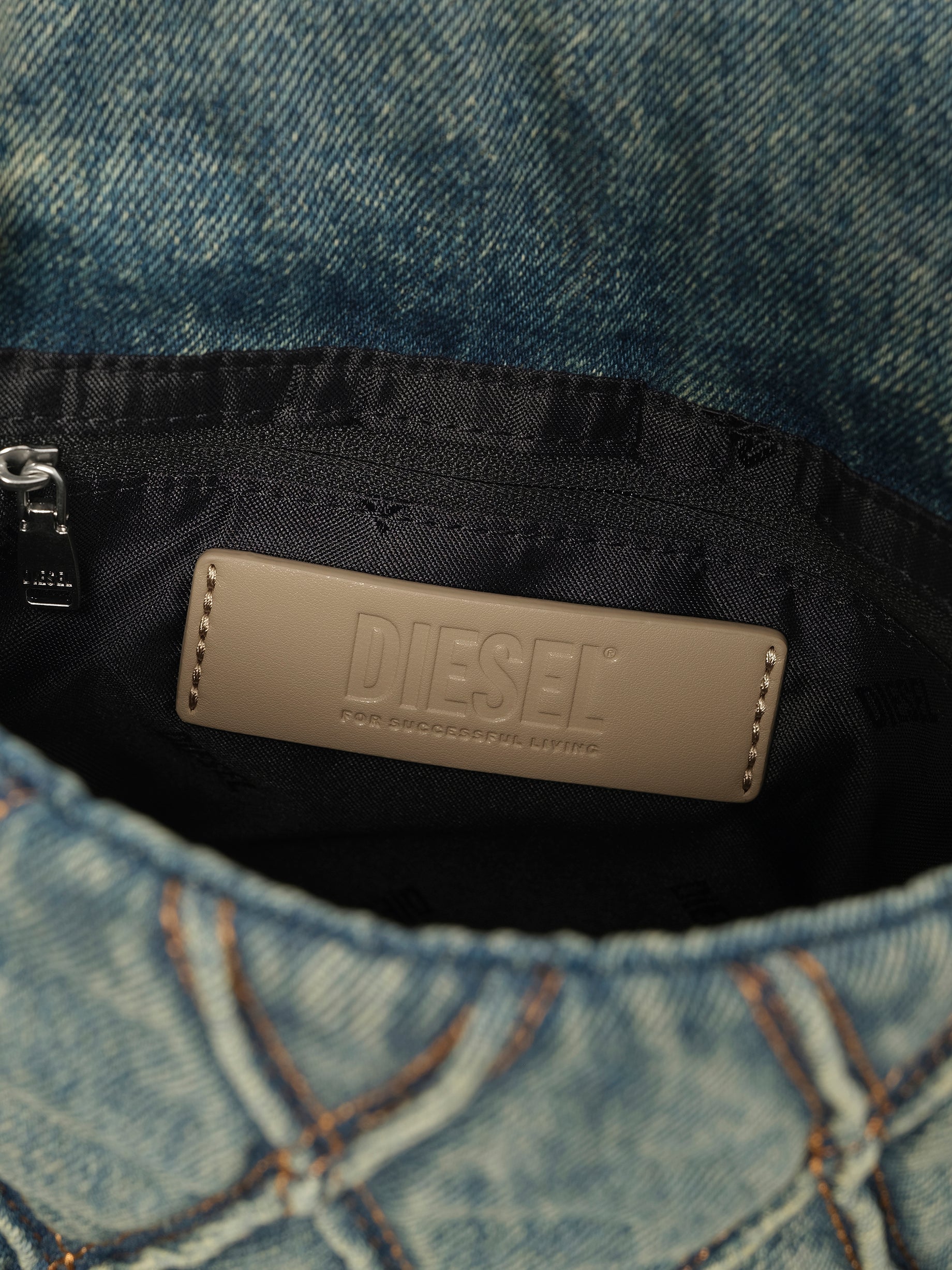 CHARM-D Shoulder S in Blue