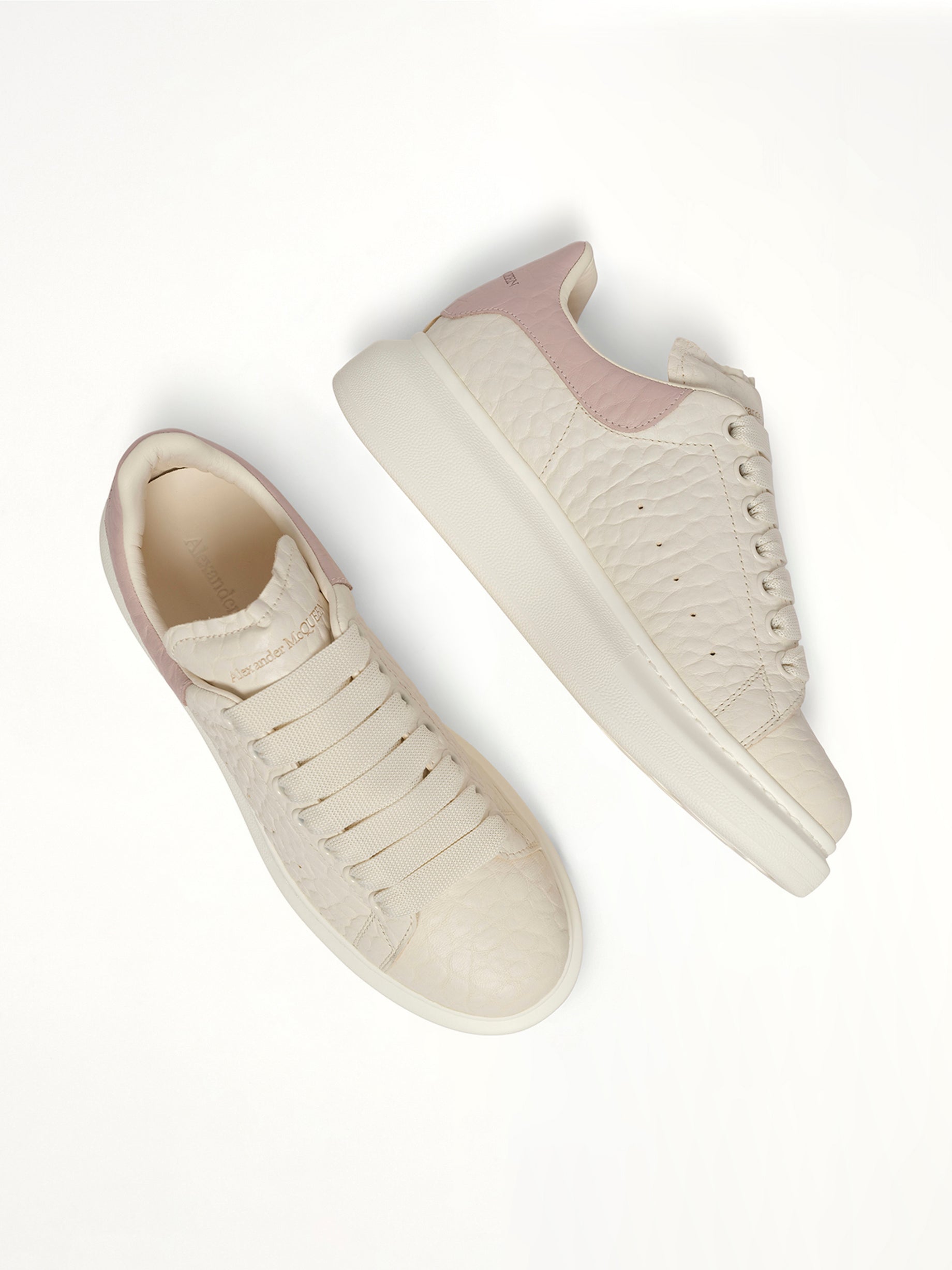 Dumbo Leather Larry Sneaker in Off White/Patcho Top View | ALEXANDER MCQUEEN