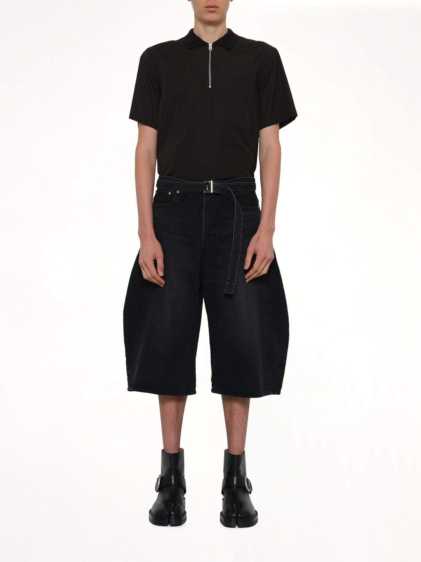 Denim Bermuda in Black