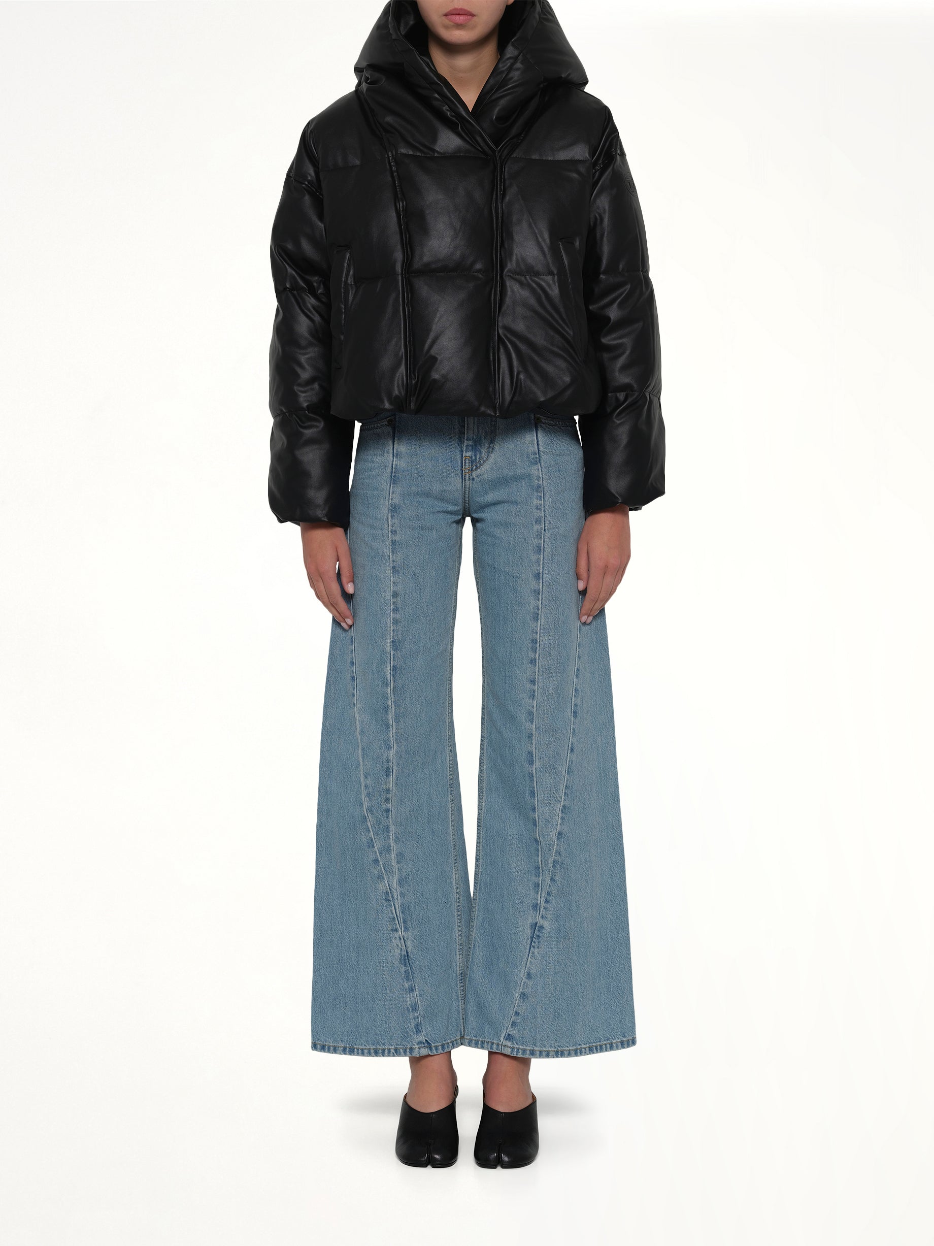 W-ILLEY Puffer Jacket in Black