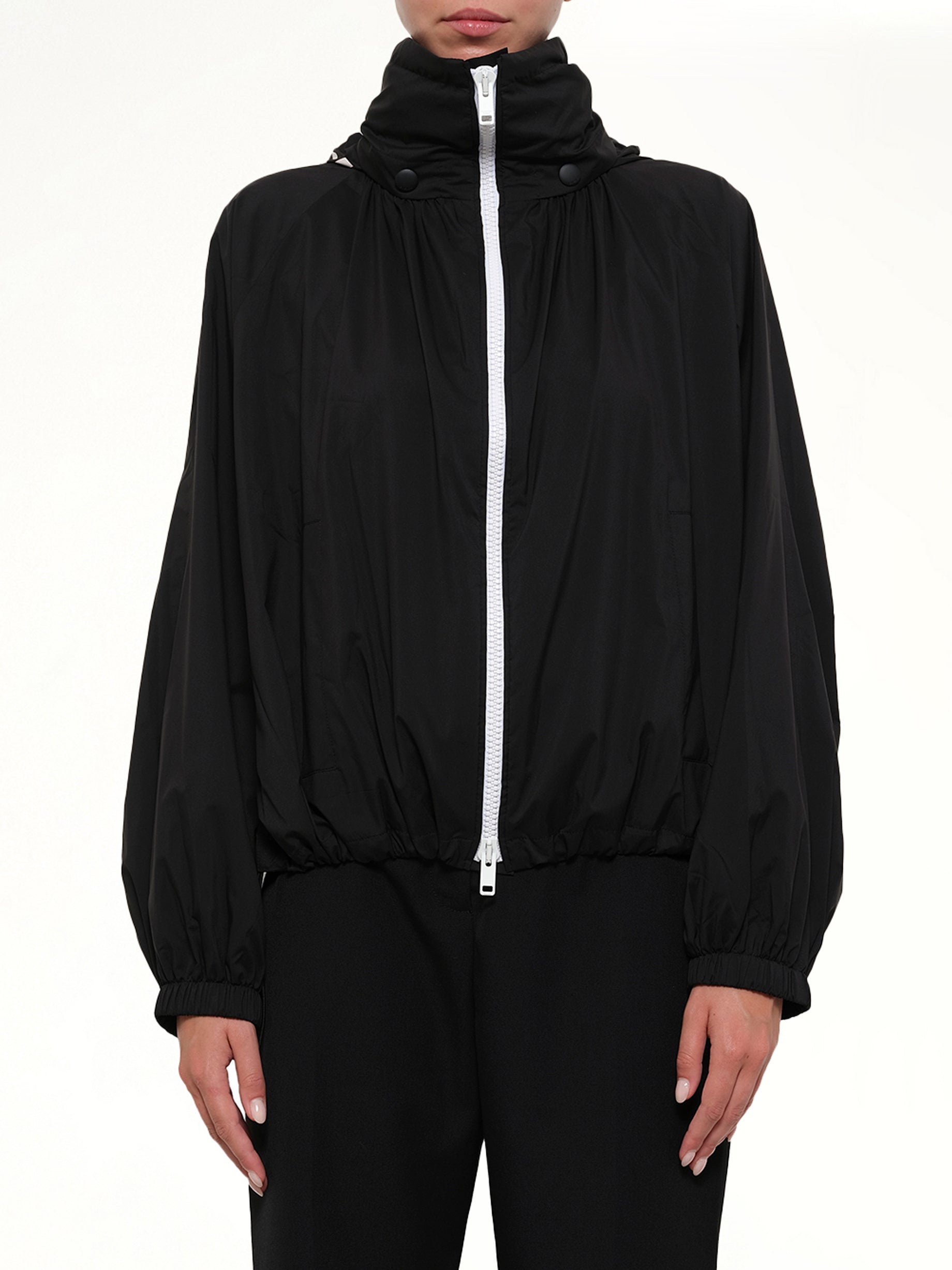 Hood Windbreaker in Black