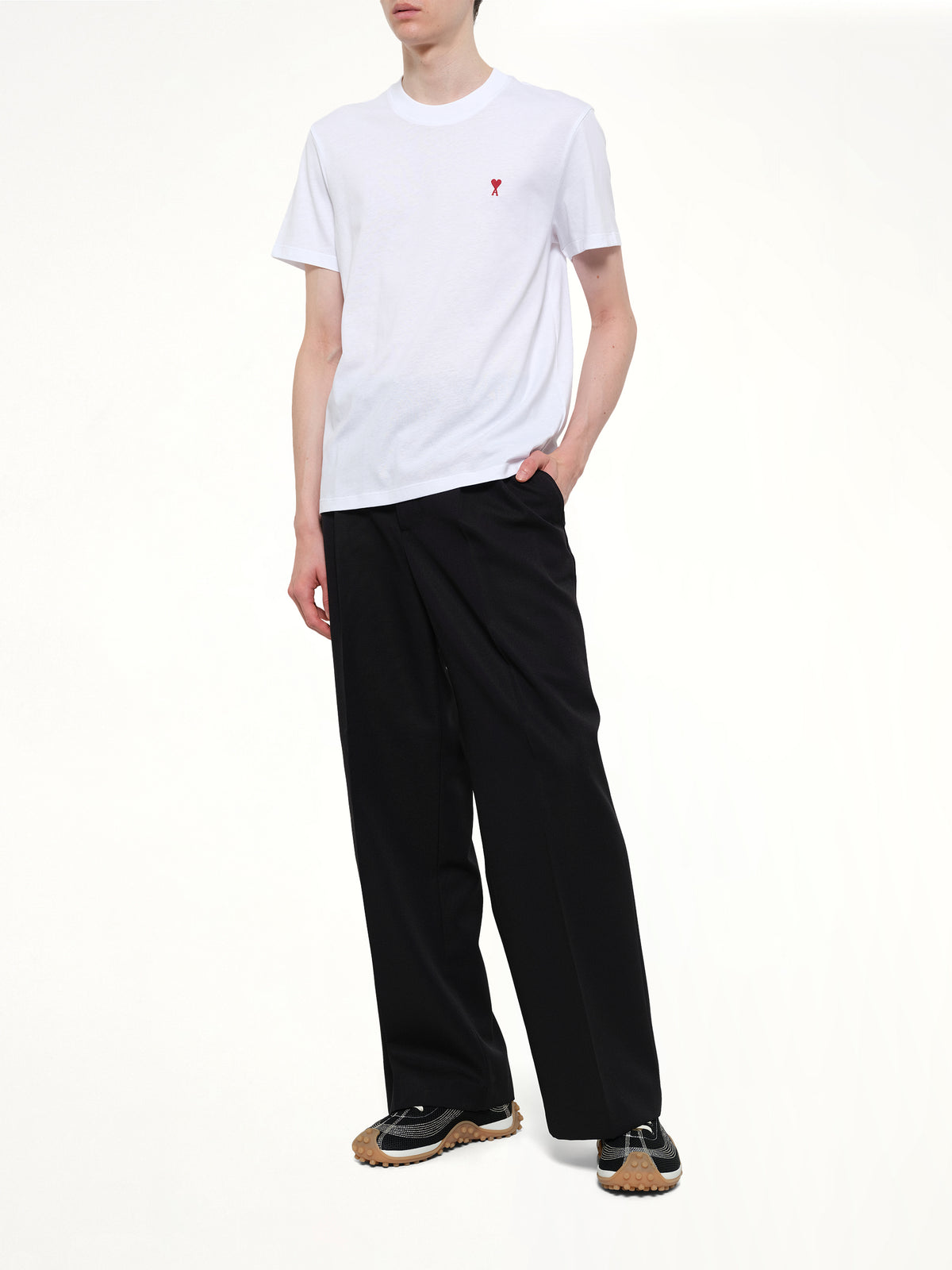 Red Ami De Coeur T-Shirt in White