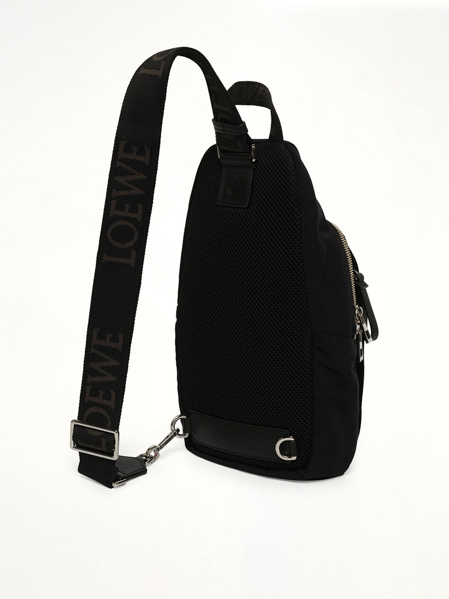 Flex Sling Bag in Black
