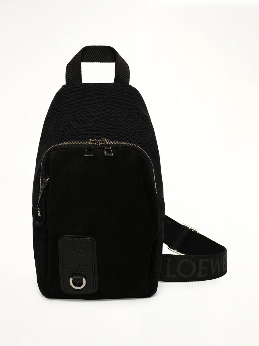 Flex Sling Bag in Black