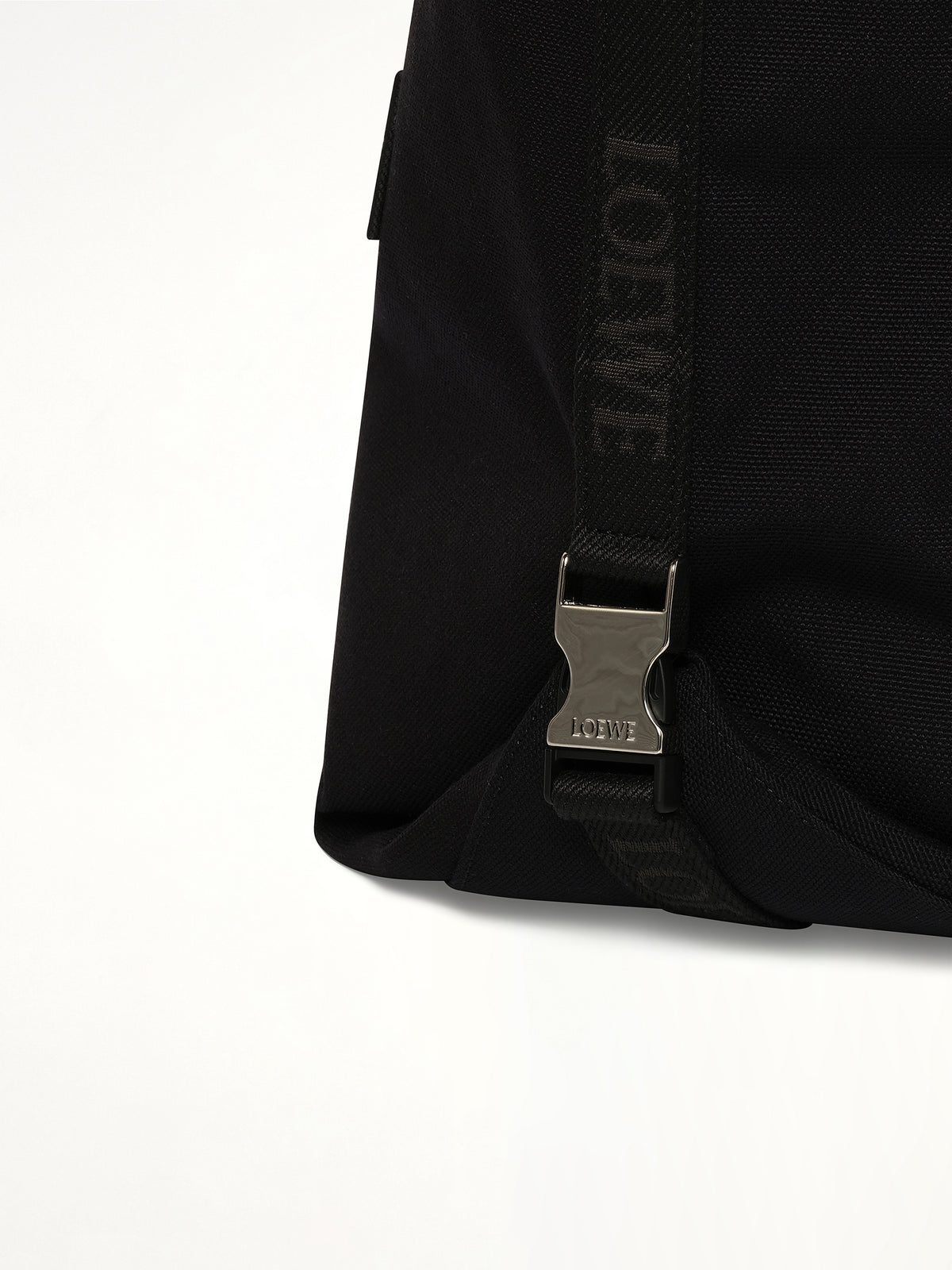 Flex Zipped Tote Bag in Black