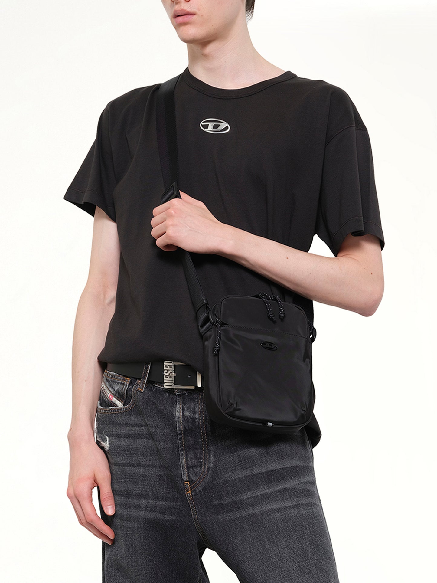 D-PACK Crossbody X in Black