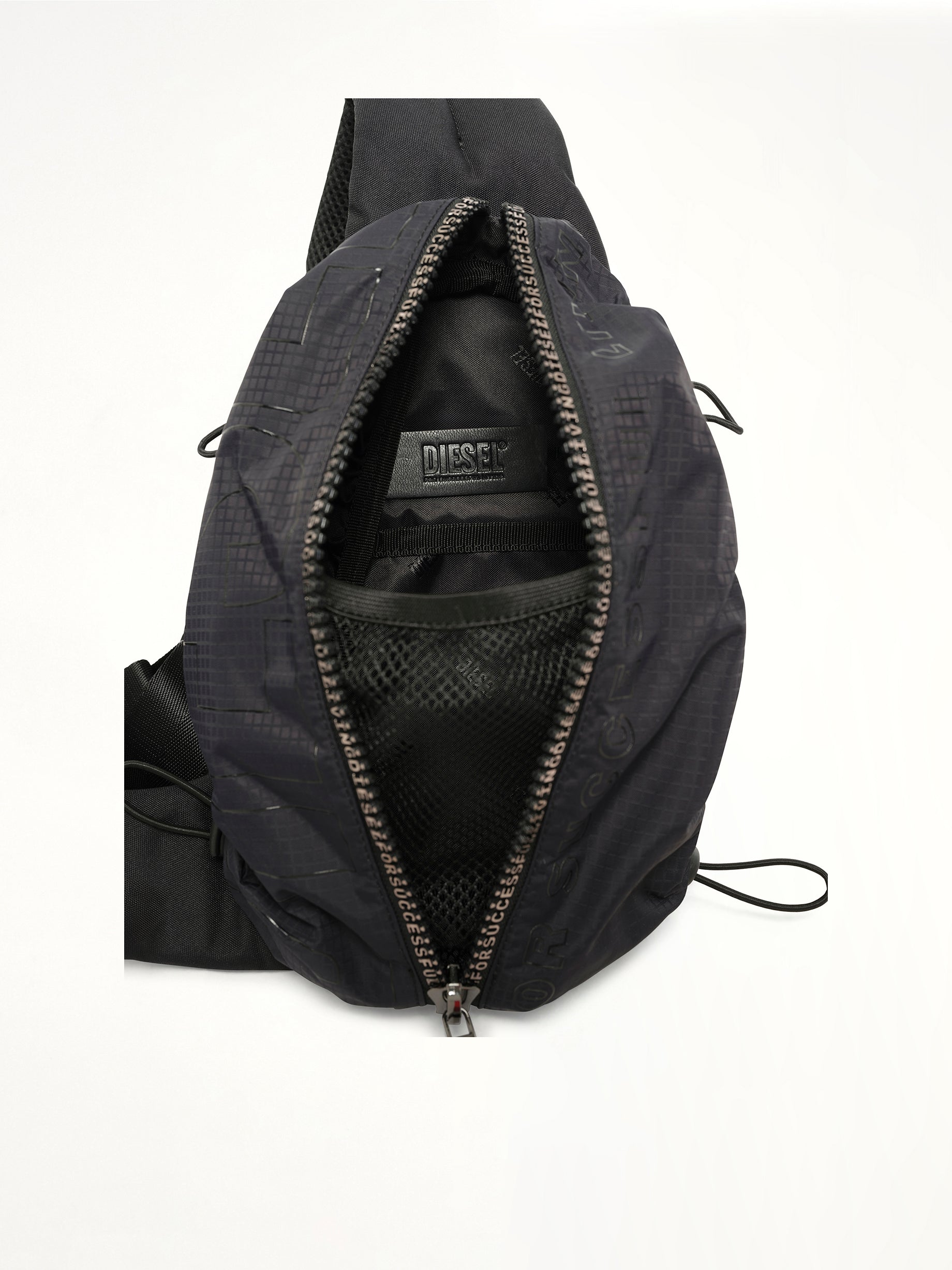 ZIP-D Crossbody X in Black