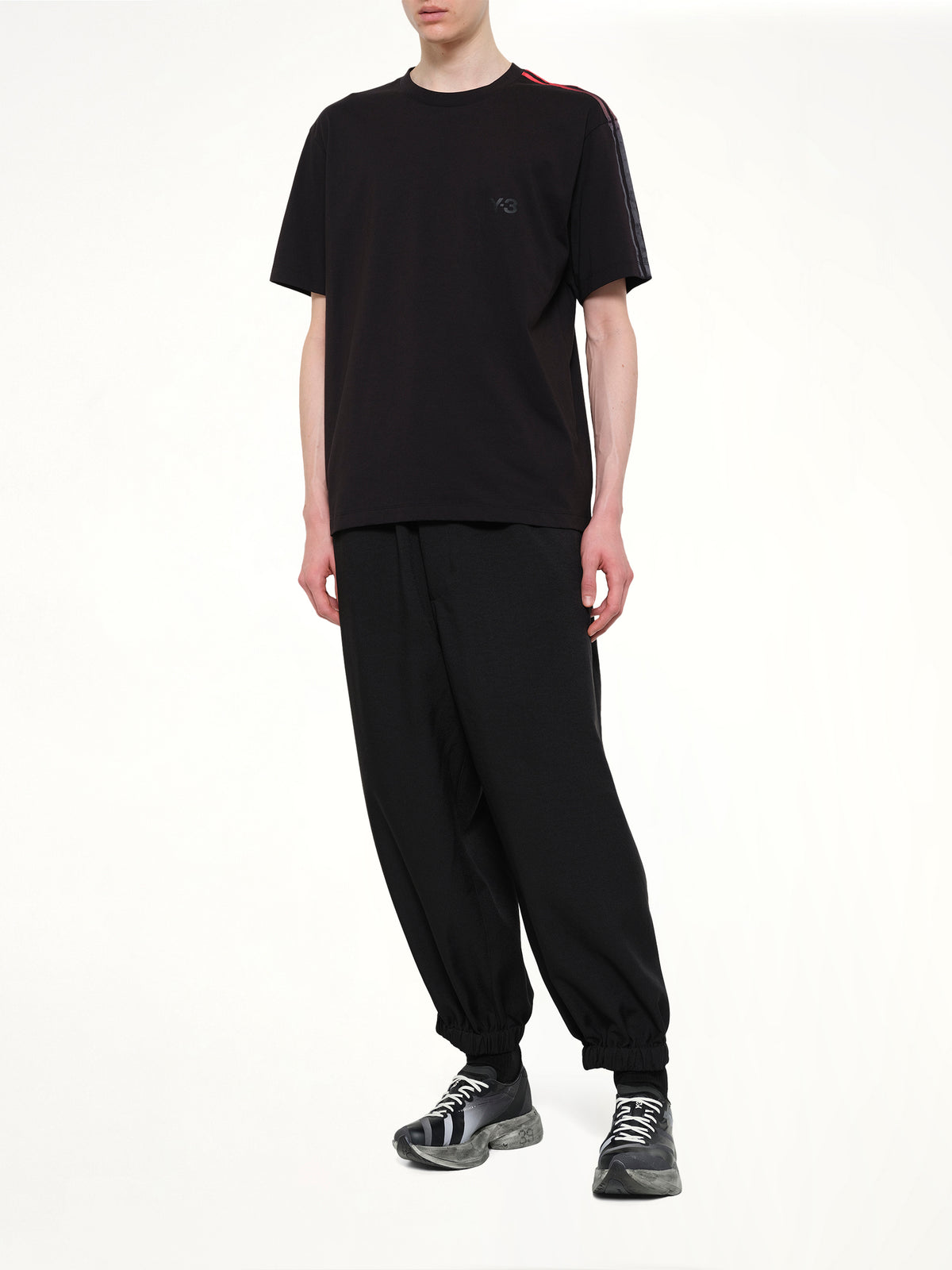 Gradient 3 Stripe T-Shirt in Black/Red