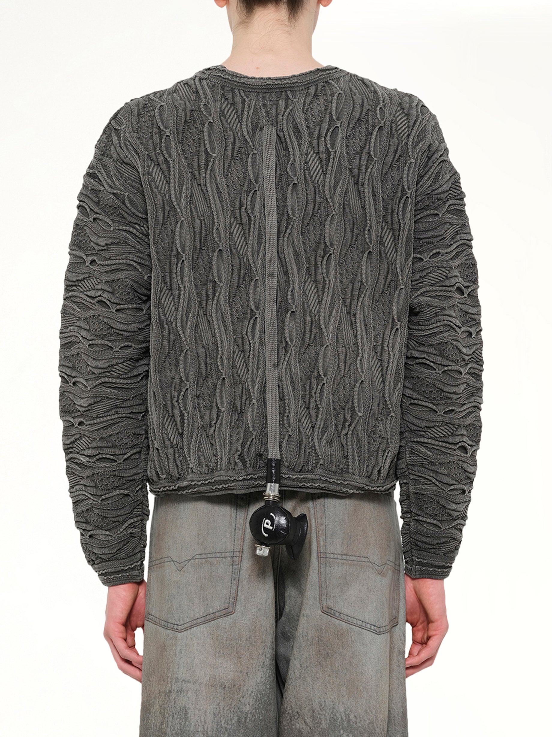Air Yarn Regulator Knit Pullover in Charcoal