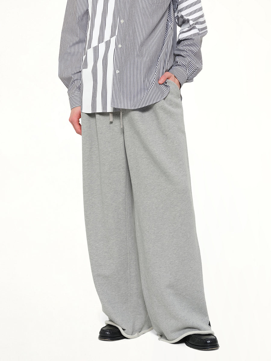 Pleated Pants Back Pile Knit in Grey