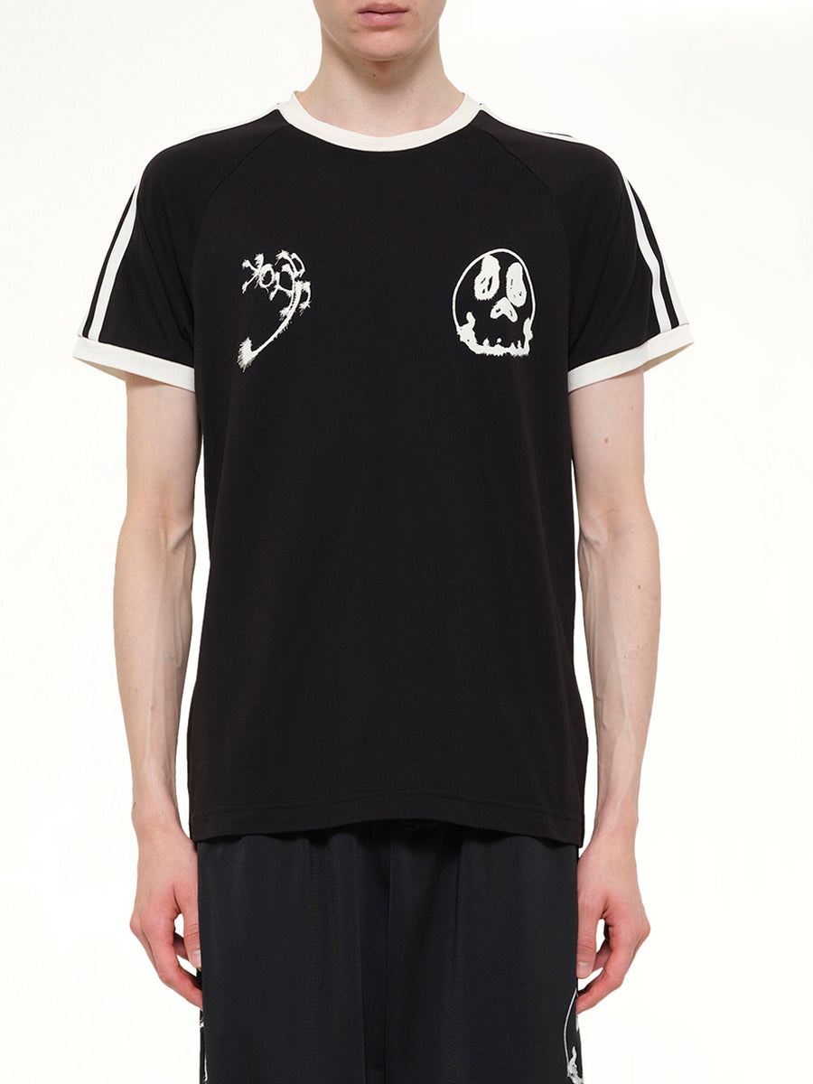 Skull Graphic 3 Stripe T-Shirt in Black