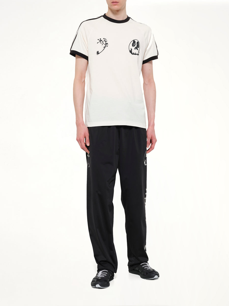 Skull Graphic 3 Stripe T-Shirt in Chalk White