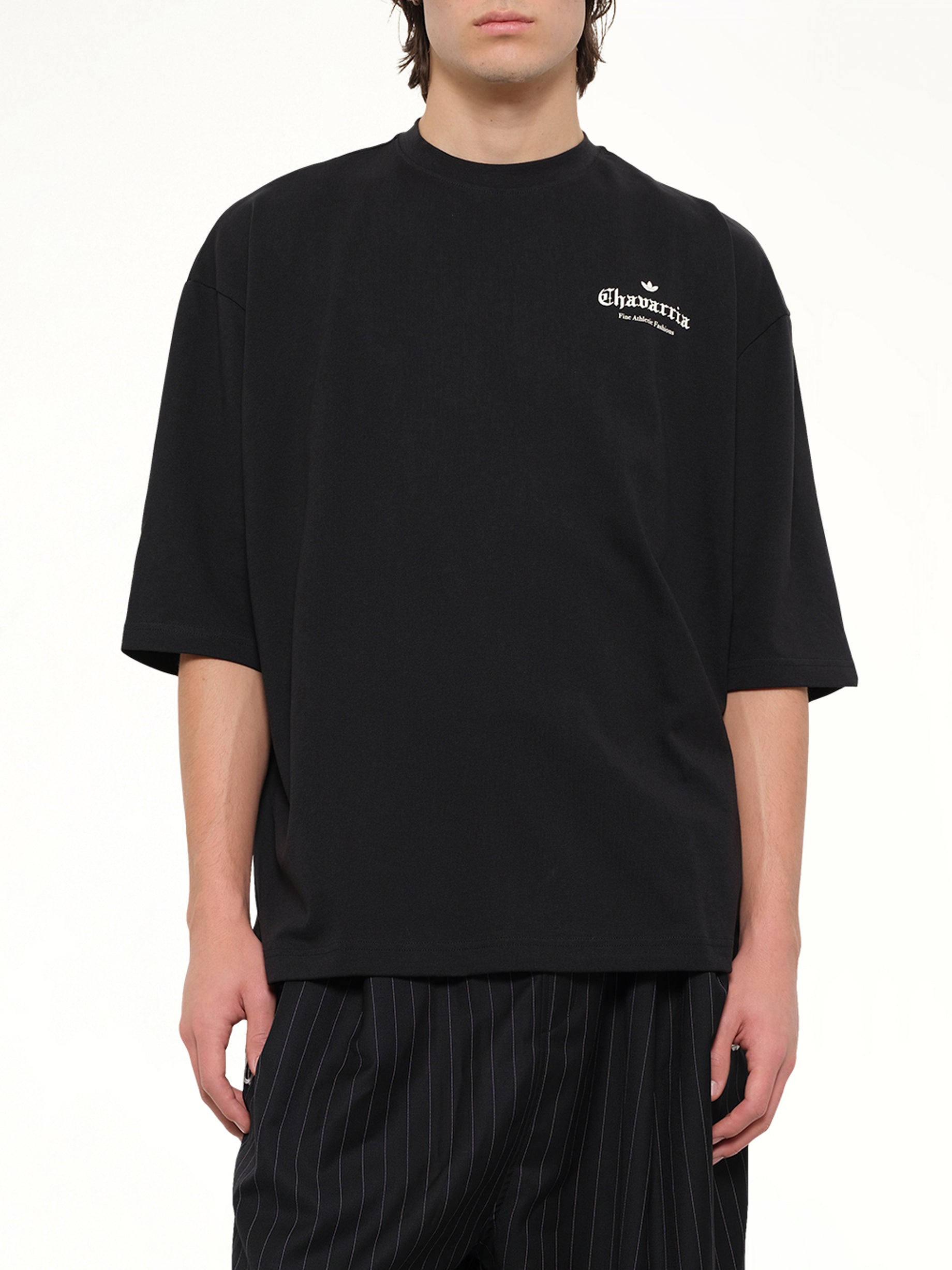 アディダス x WC ロゴ SS Tシャツ ブラック