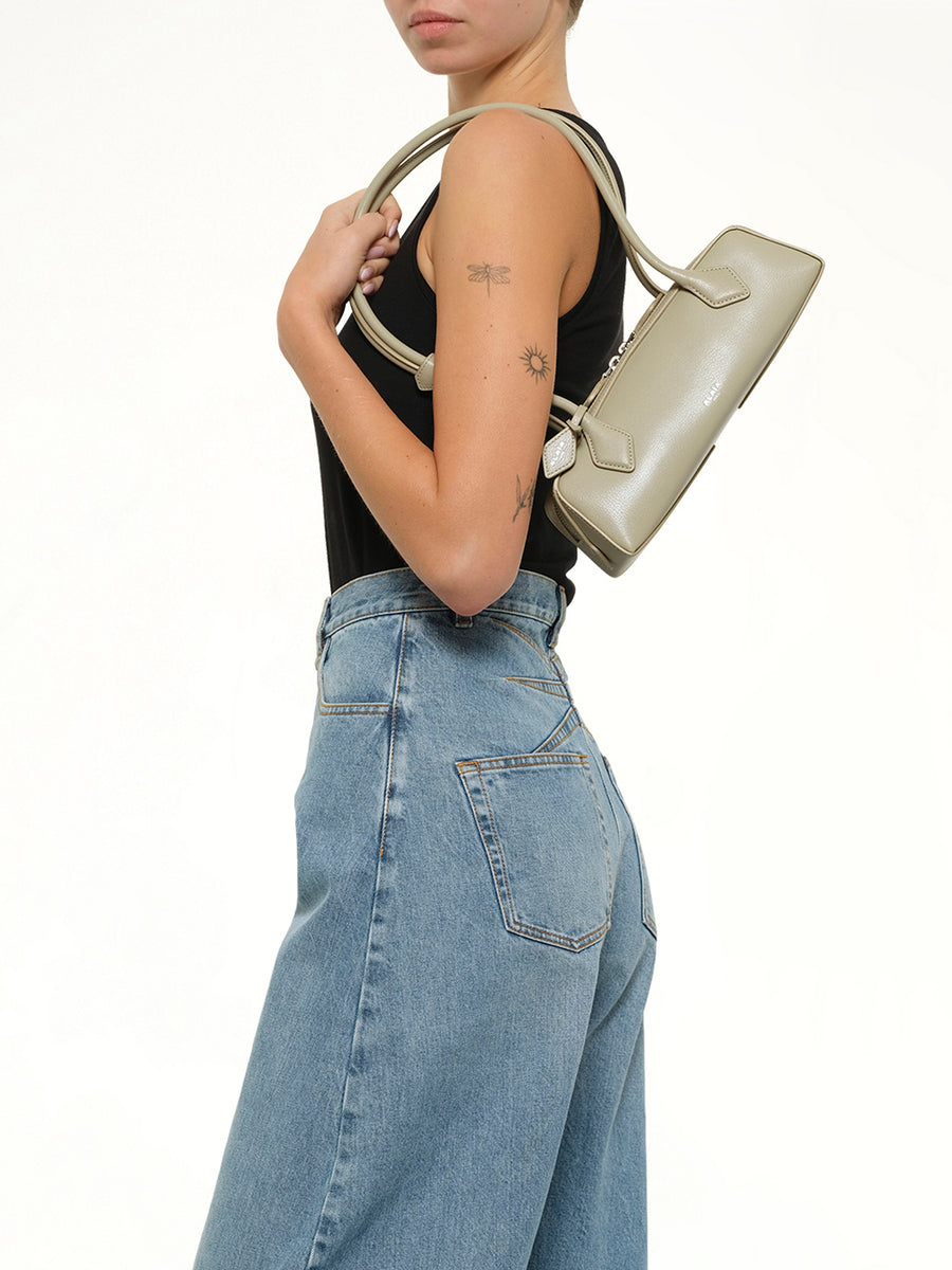 Le Teckel Small Bag in Beige