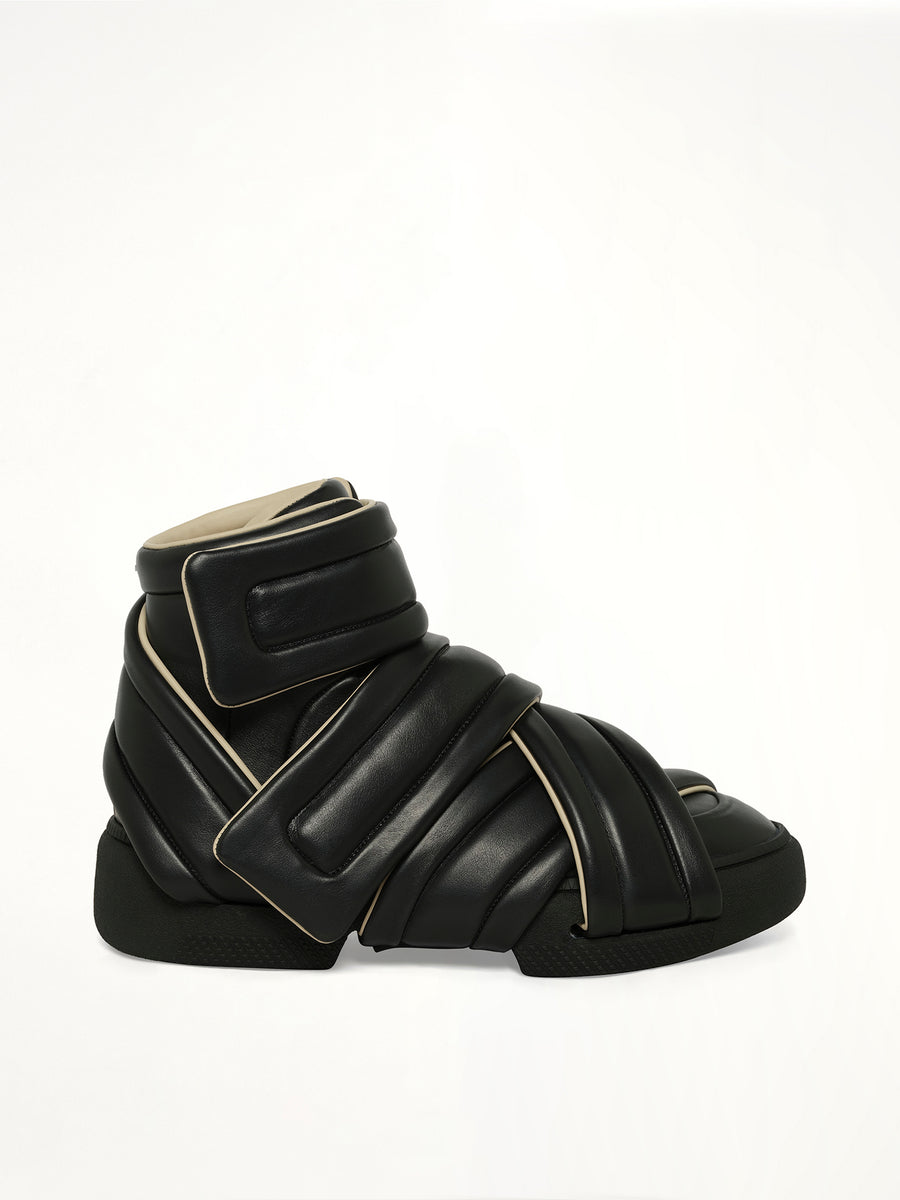 Future Show Sneaker in Black