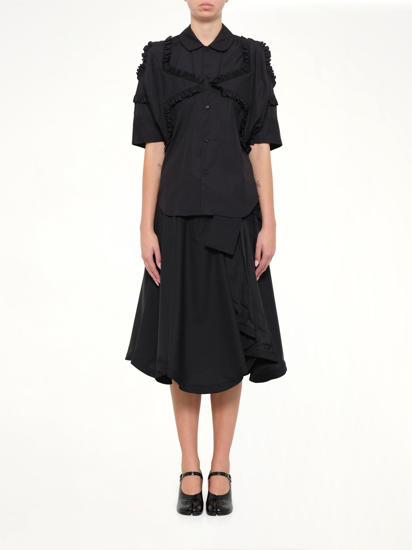 Star Embroidery Shirt in Black