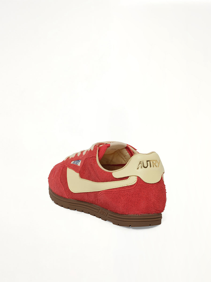 Windspin Low Sneaker in Red/Rutabaga