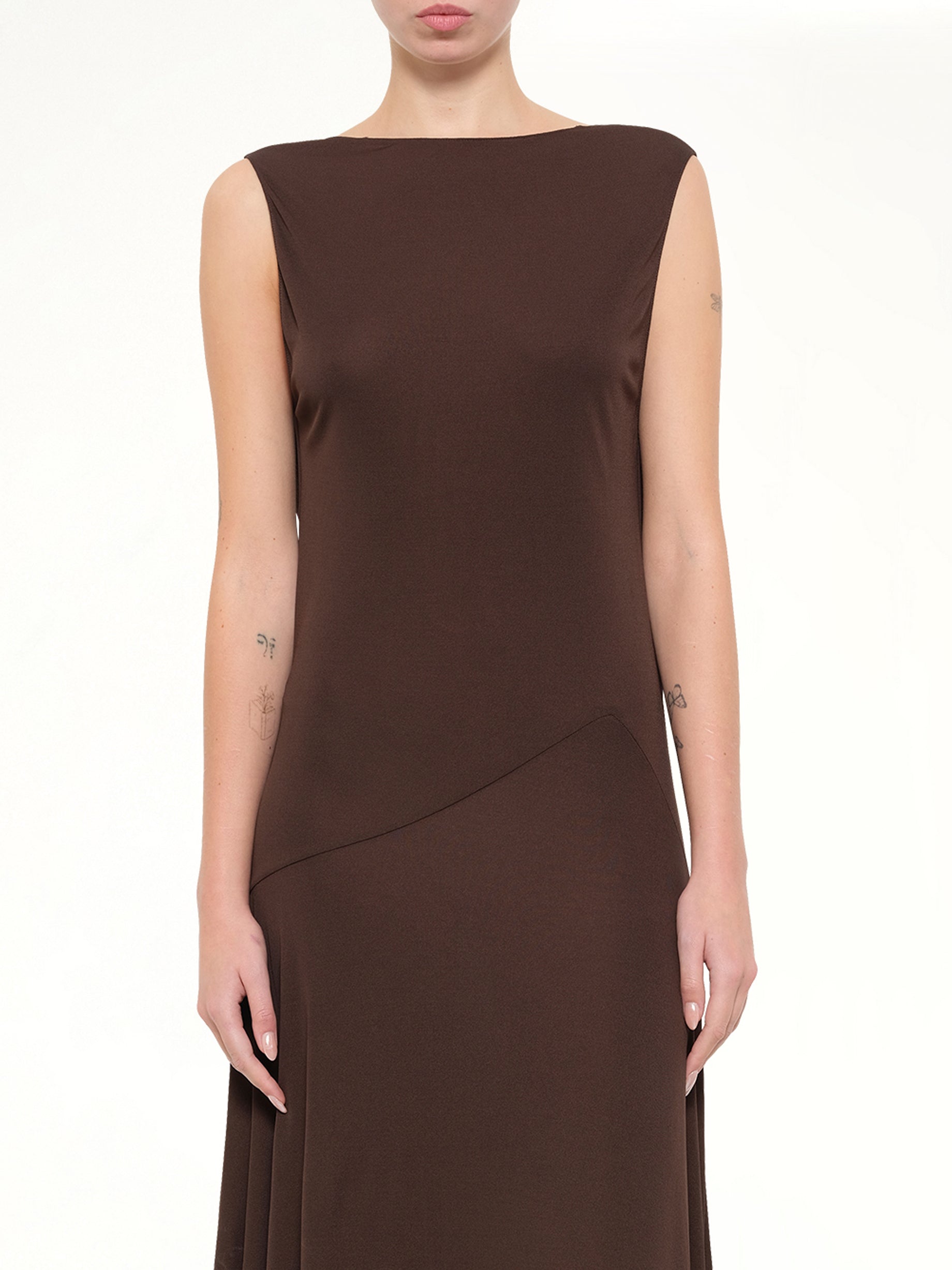 Jersey Crepe Backless Dress in Marroon Fonce