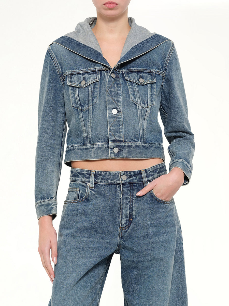 Trucker Denim Jacket in Handsand Wash