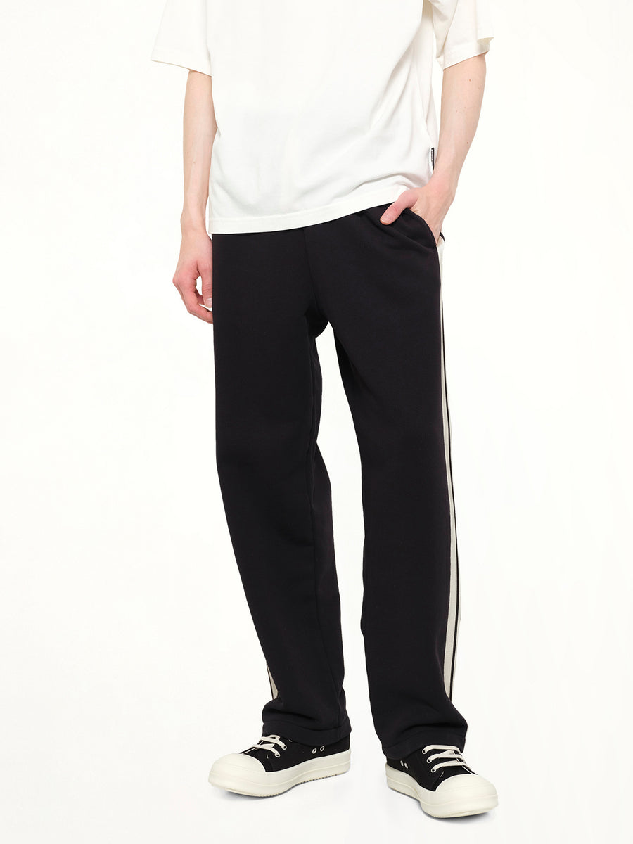 Back Curved Logo Sweatpants in Black/Off White