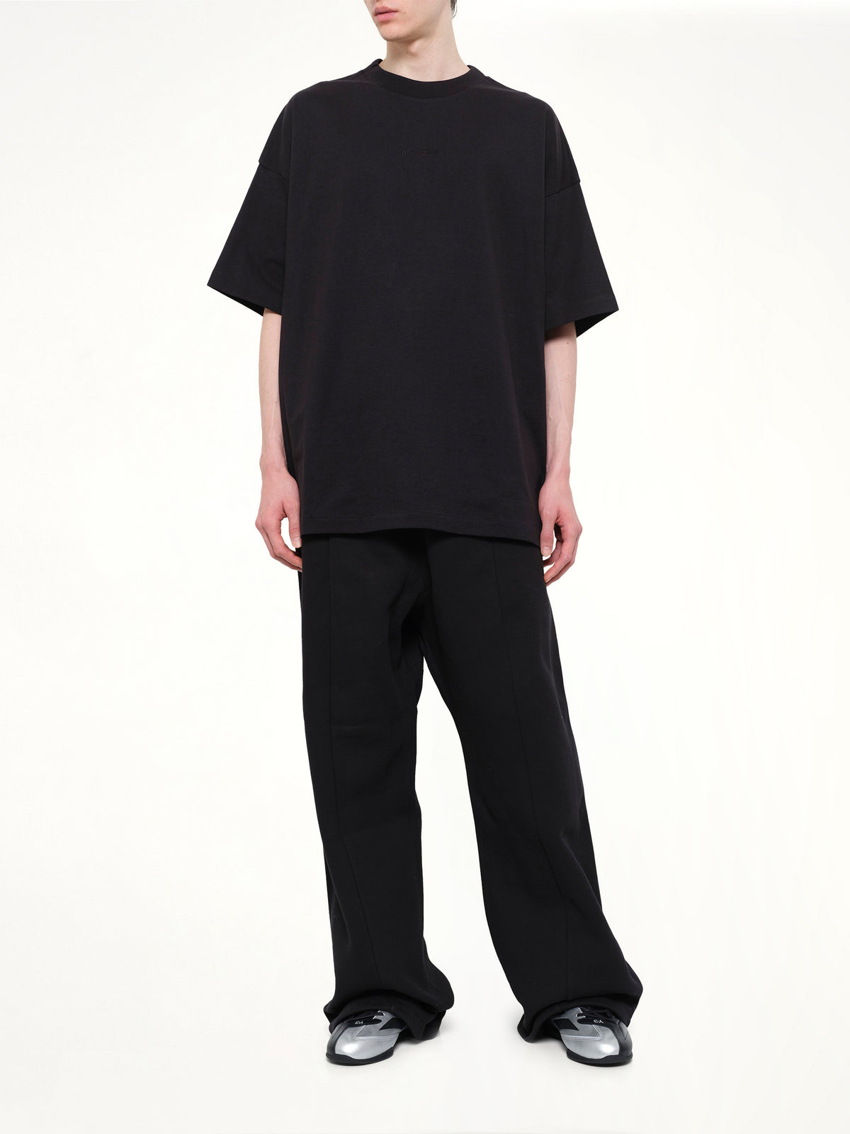 Signature 90's Short Sleeve T-Shirt in Black