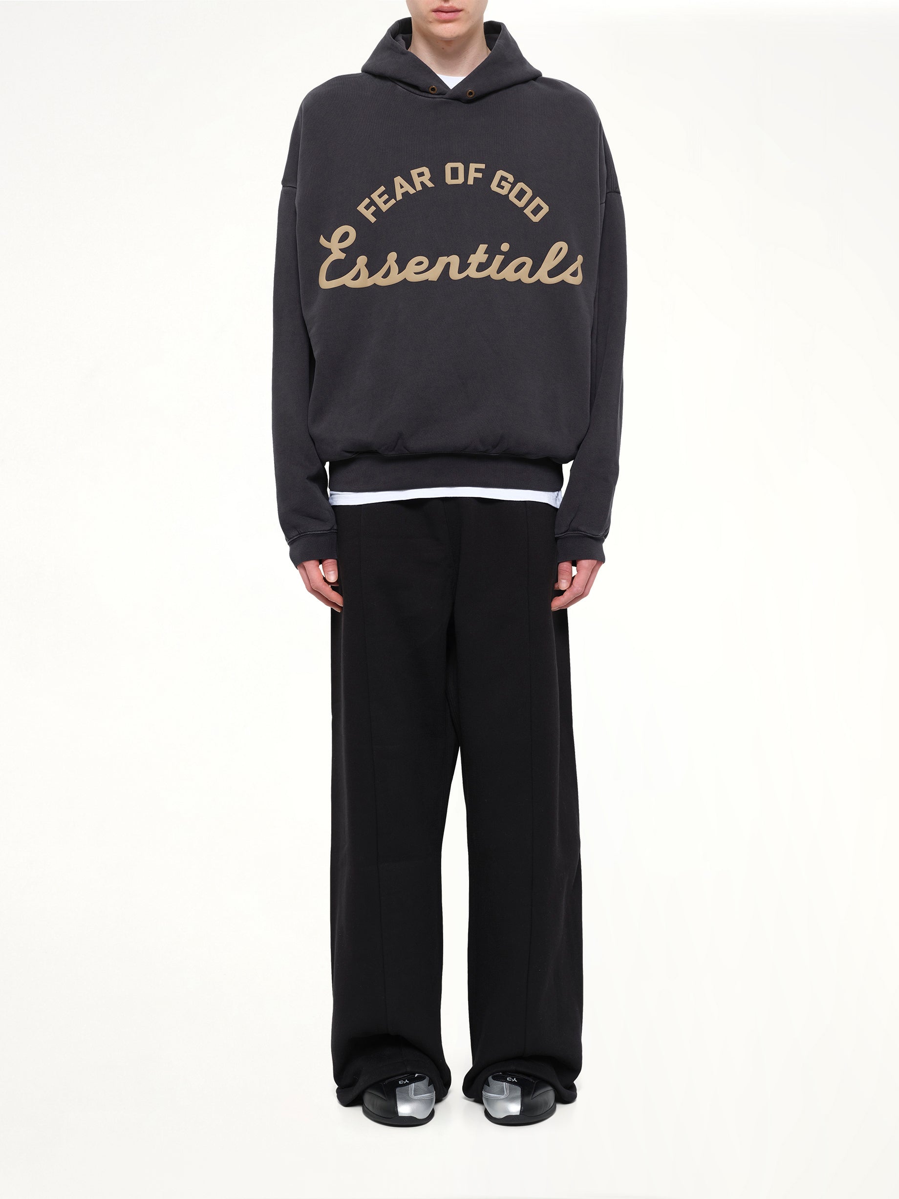 Training 90's Hoodie in Faded Black