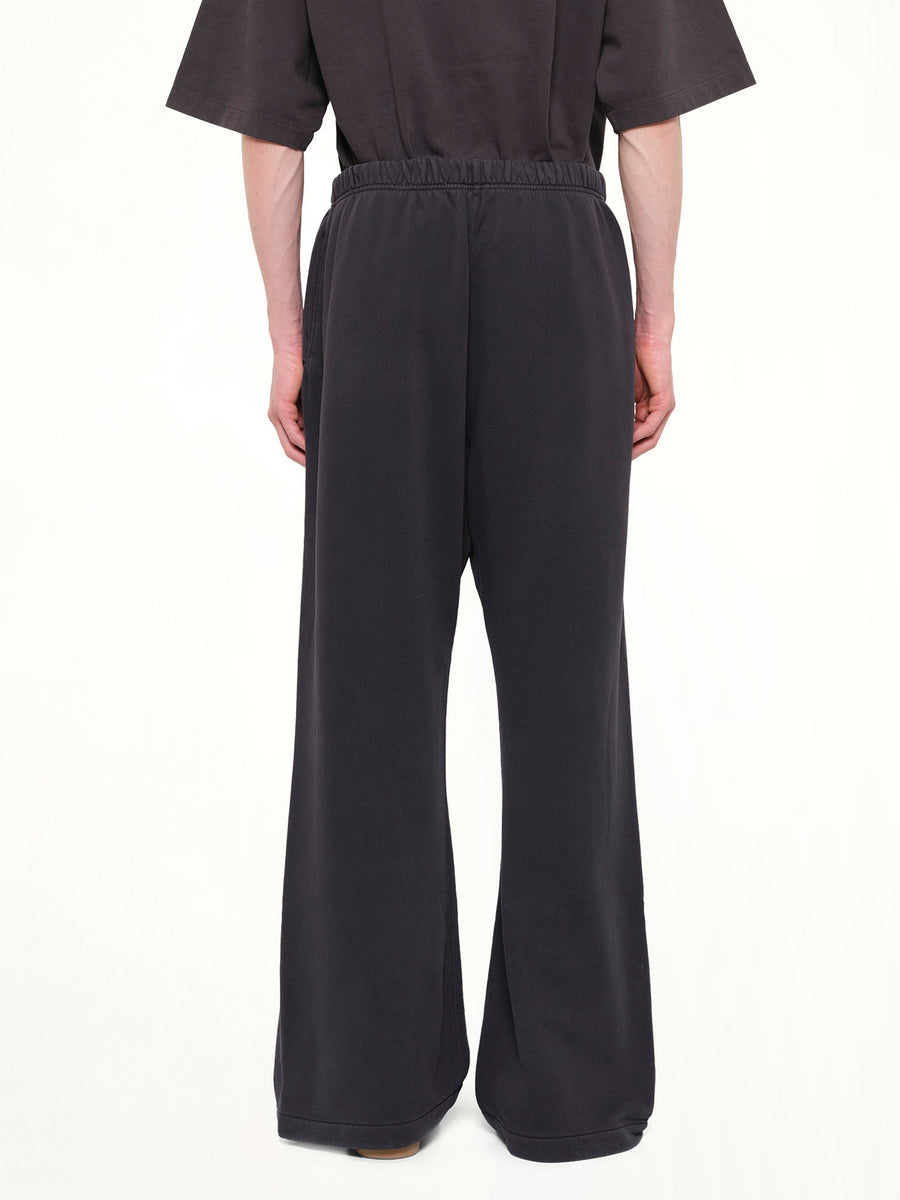 Training Classic Fit Flare Sweatpant in Faded Black