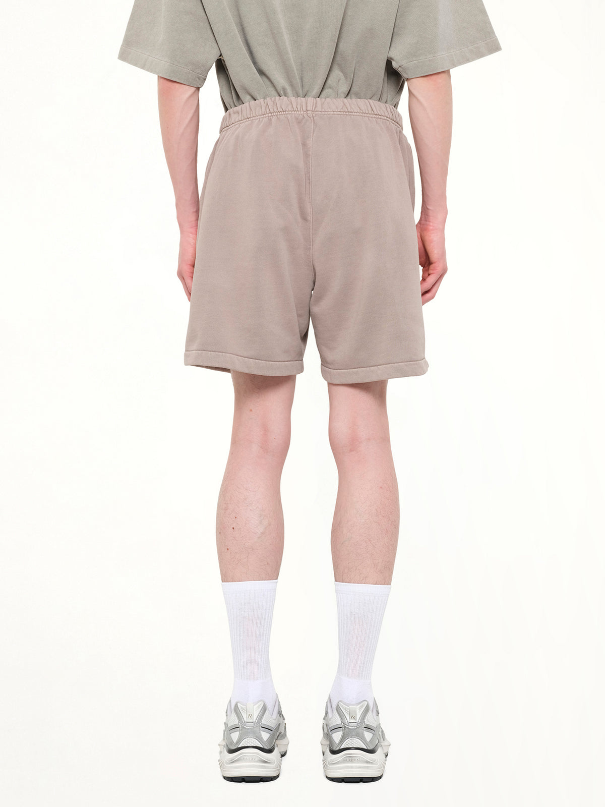 Training Classic Fit Short in Faded Seal